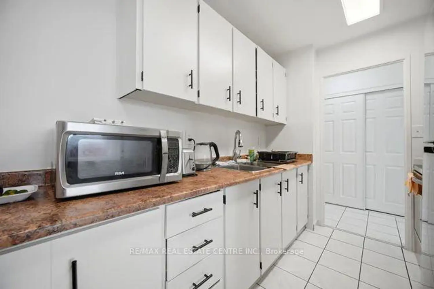 Additional image 10 of 345 Driftwood Avenue 1009