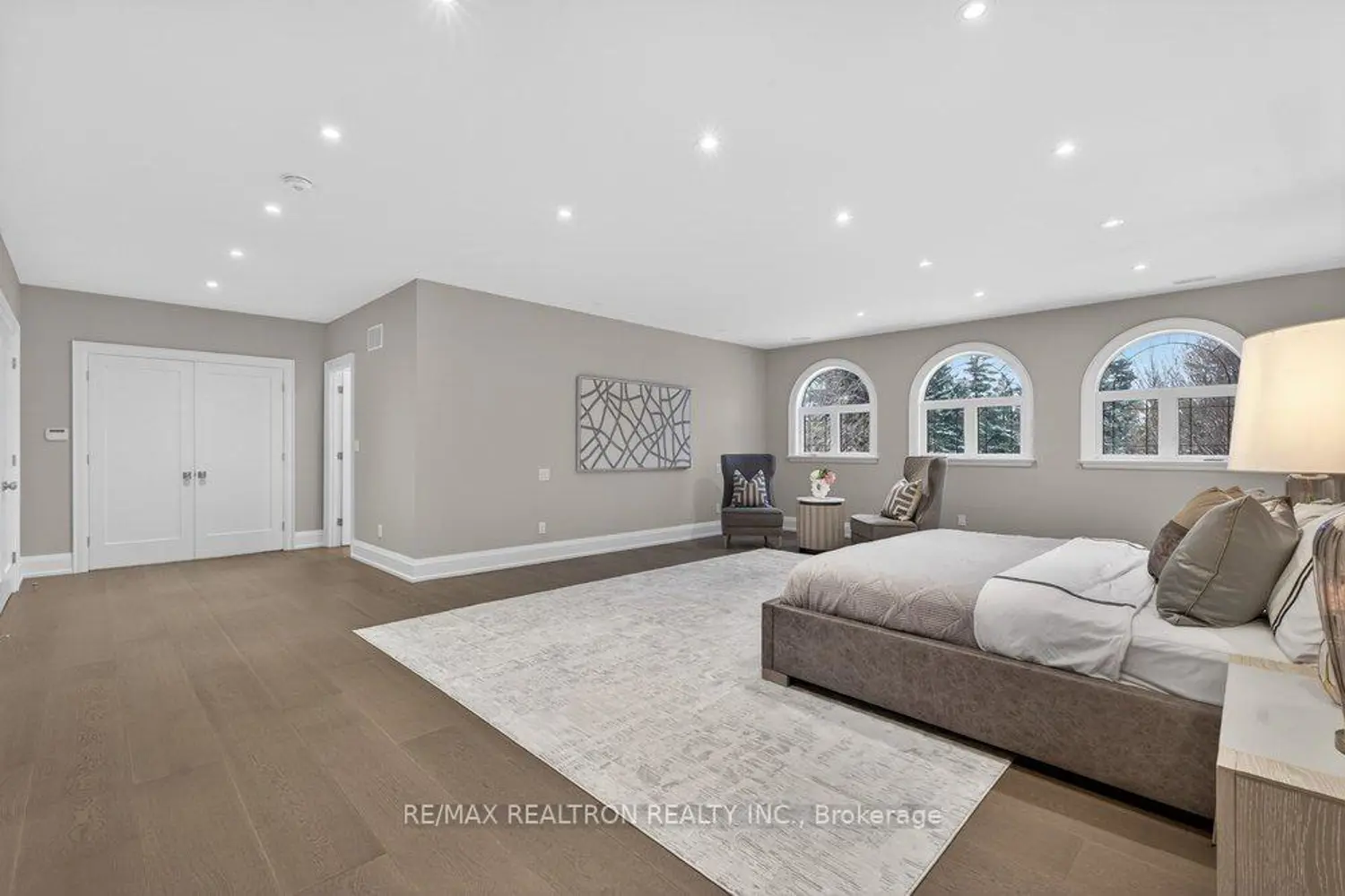 Additional image 11 of 14705 Jane Street