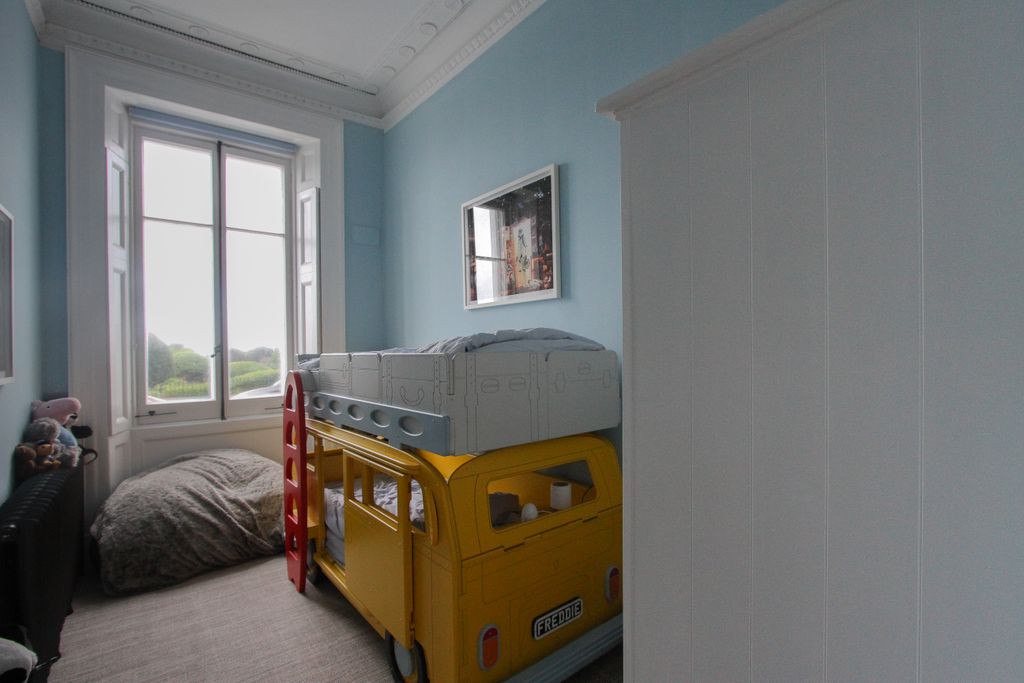 Additional image 24 of 2 bed flat to rentLewes Crescent, Brighton BN2