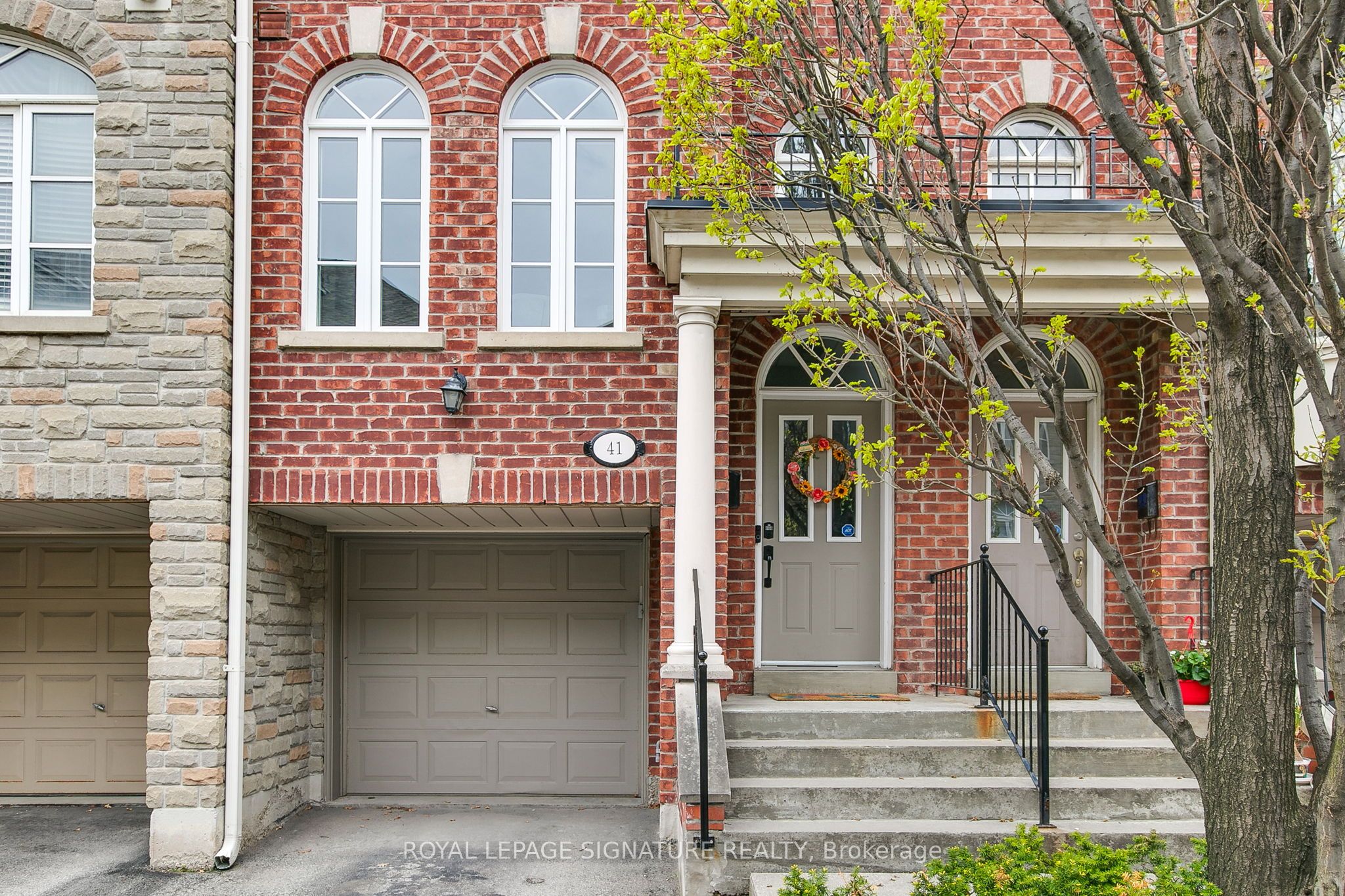 41 San Remo Terrace, Toronto, ON, M8Z 6C6