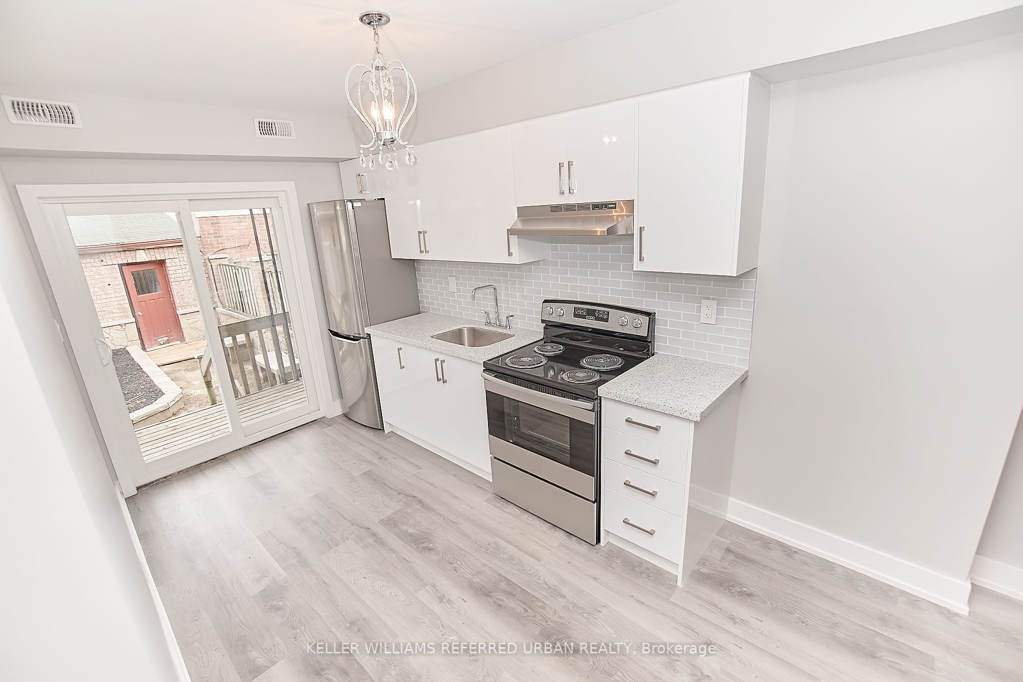 Additional image 3 of 1-911 Dovercourt Road, Toronto, ON, M6H 2X6