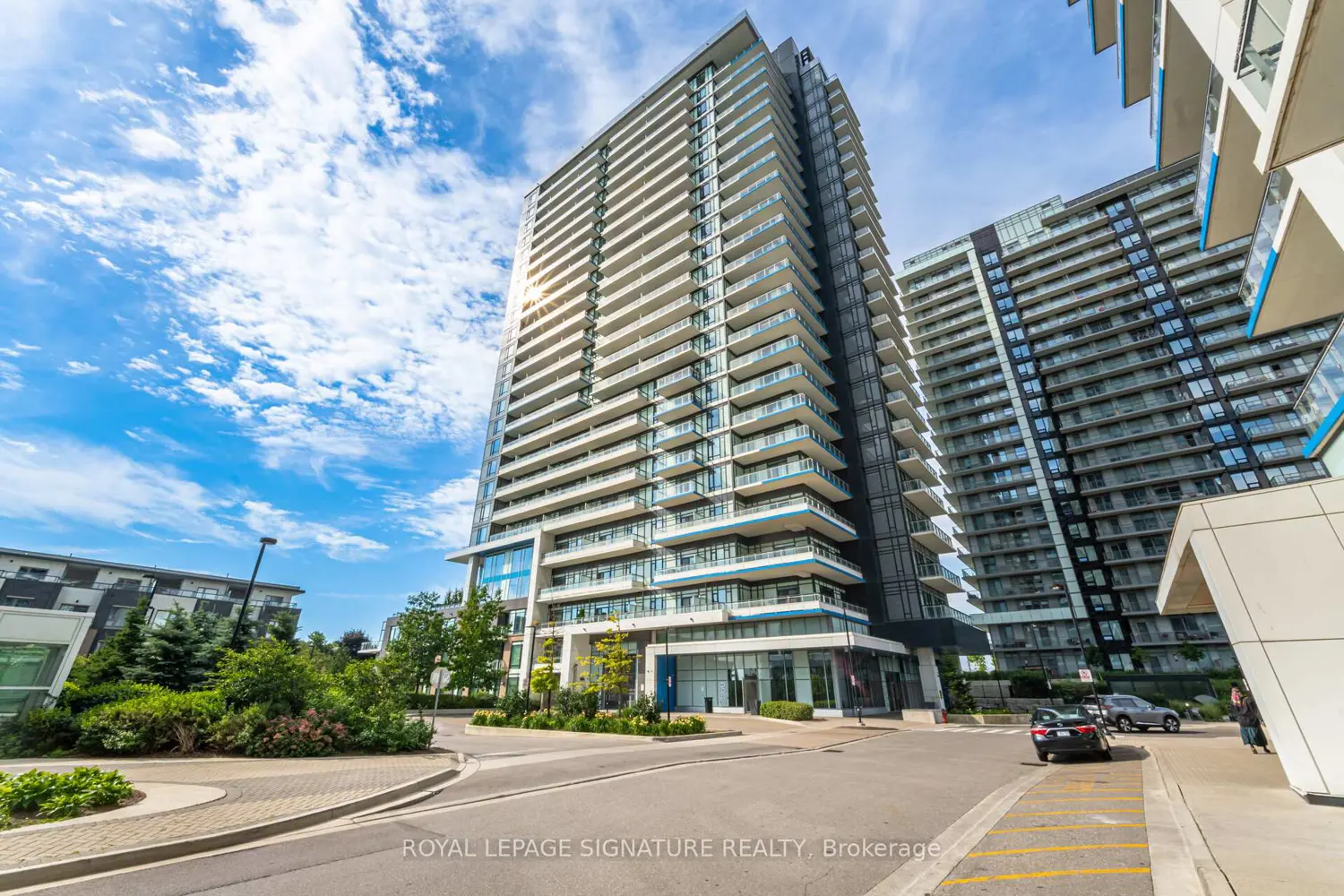 2560 Eglinton Avenue 313