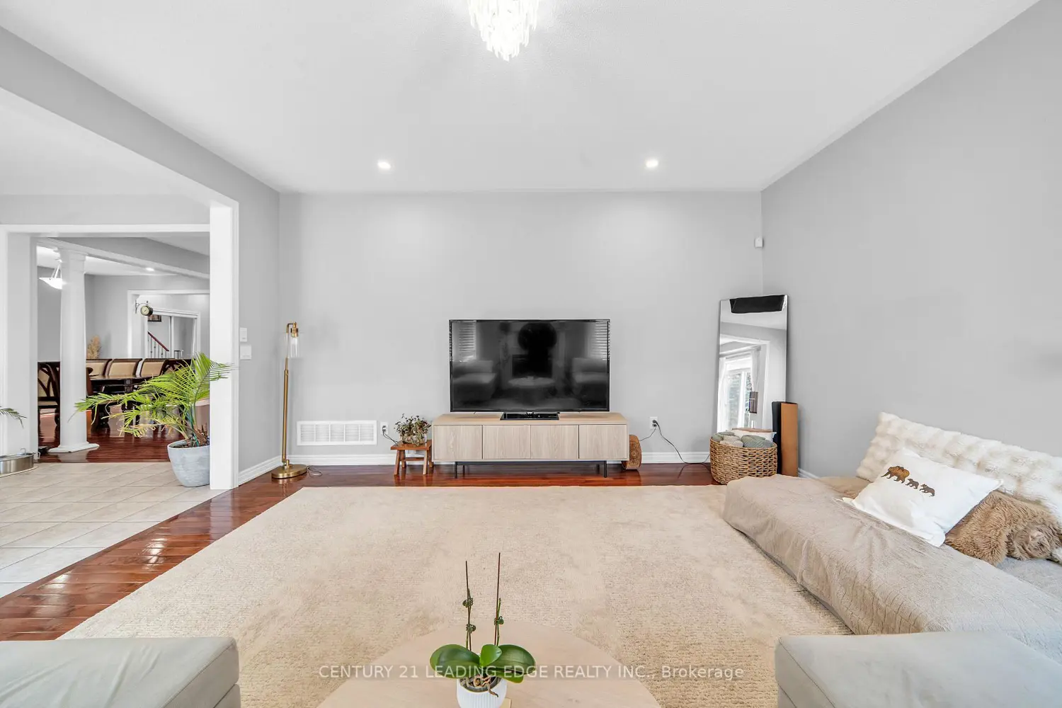 Additional image 9 of 13 Forestbrook Drive