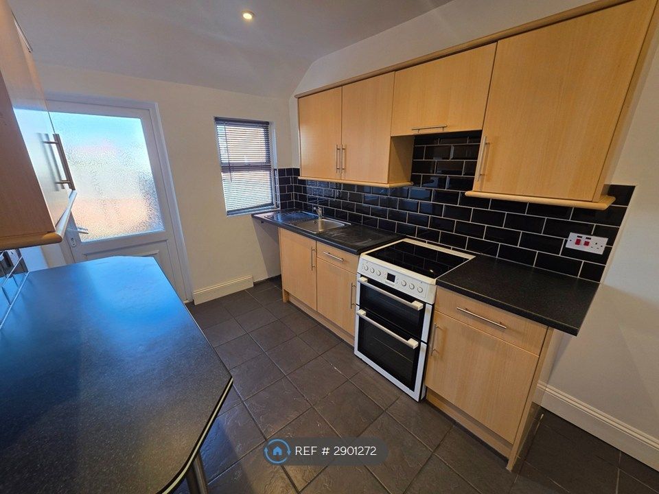 Additional image 14 of 3 bed semi-detached house to rentBeaconsfield Road, Deeside CH5