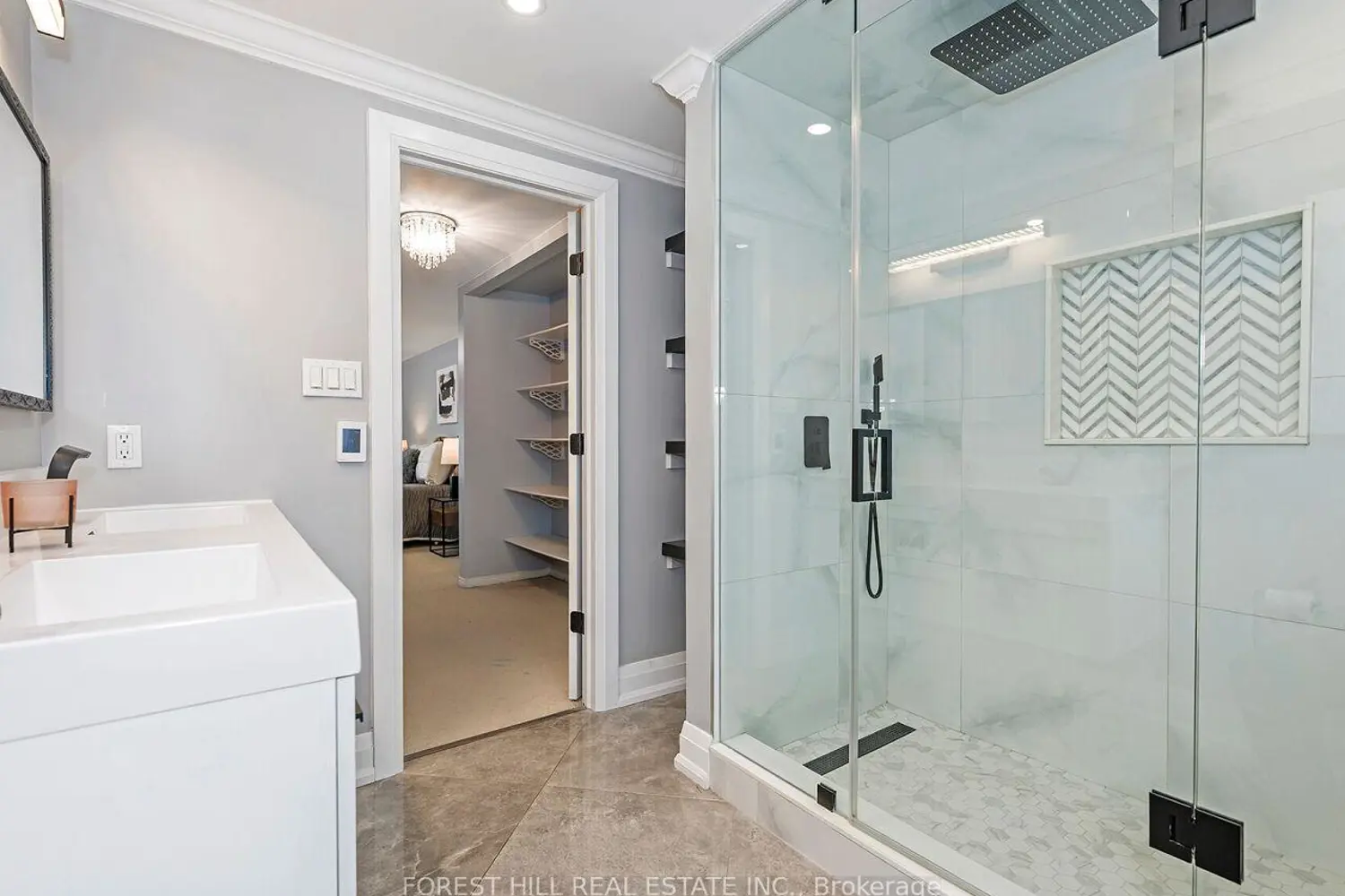 Additional image 12 of 4174 Rossland Crescent