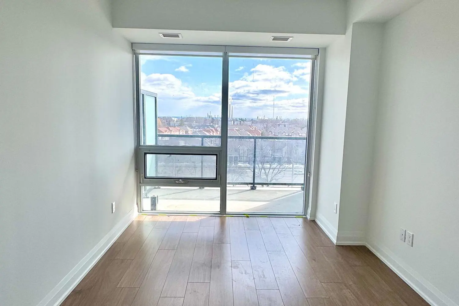 Additional image 11 of 1035 Southdown Road 707