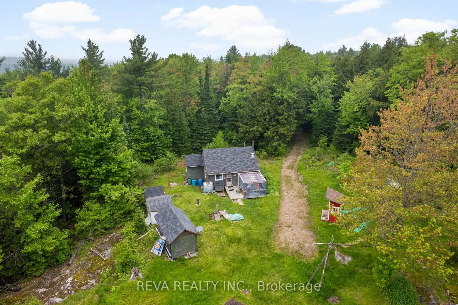 983 A Guy Wilson Road