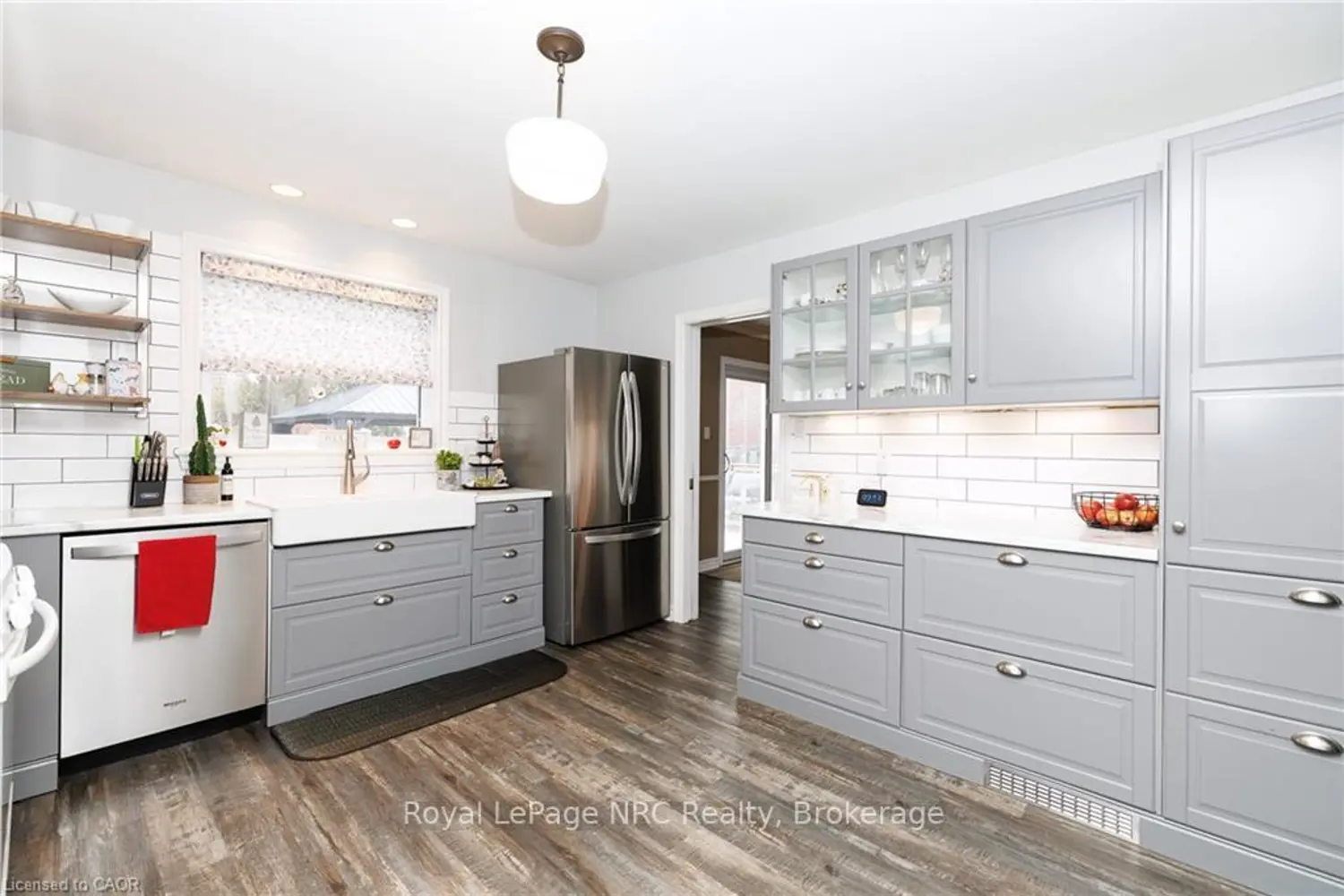 35 Brookfield Boulevard photo 5
