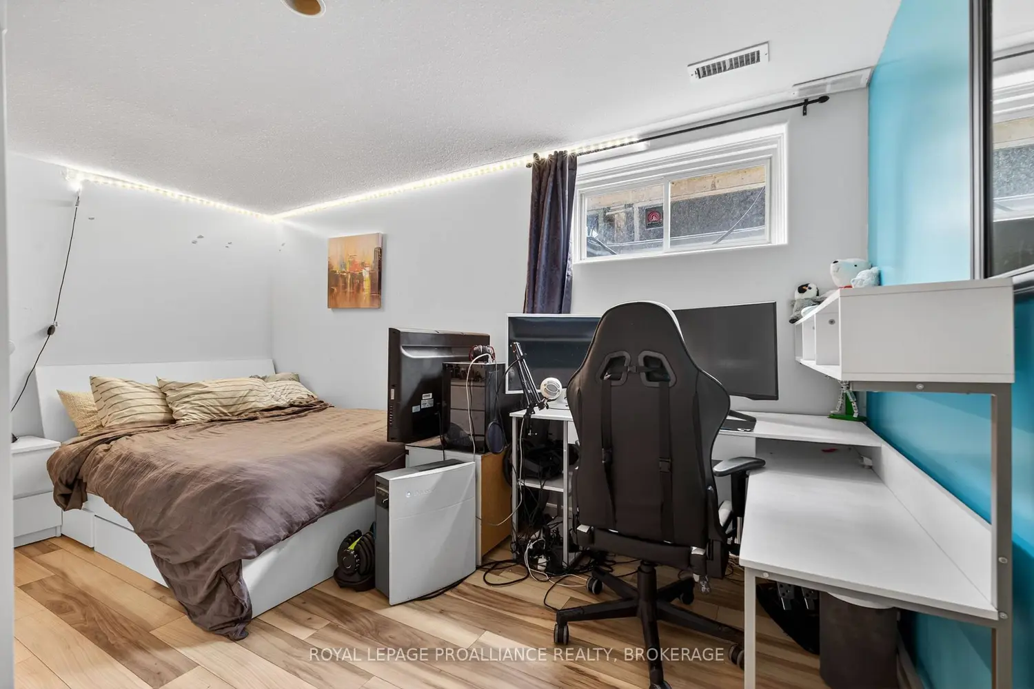 Additional image 12 of 45 Biscayne Street