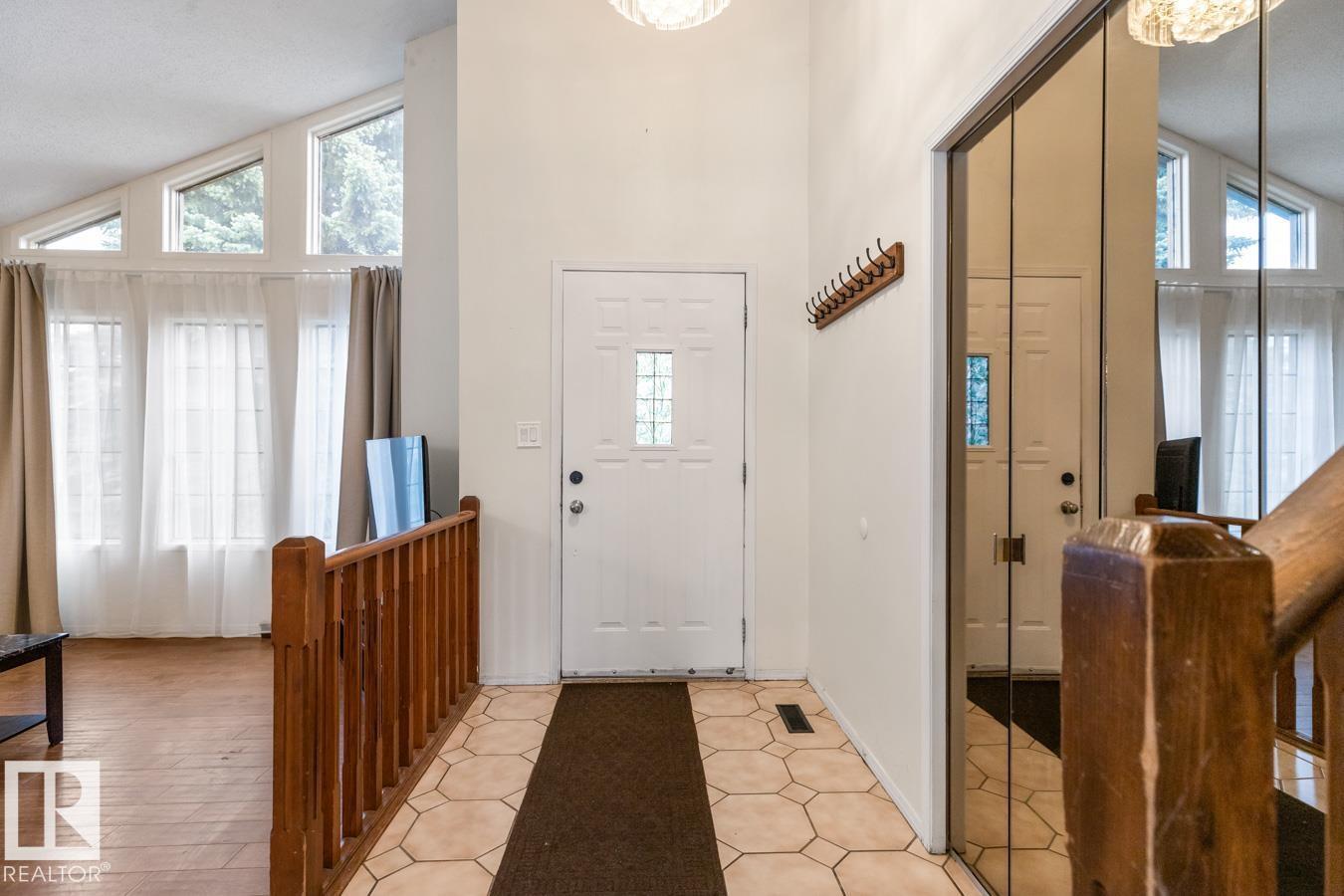 Additional image 3 of 4340 33 Street NW, Edmonton, AB, T6T1B7