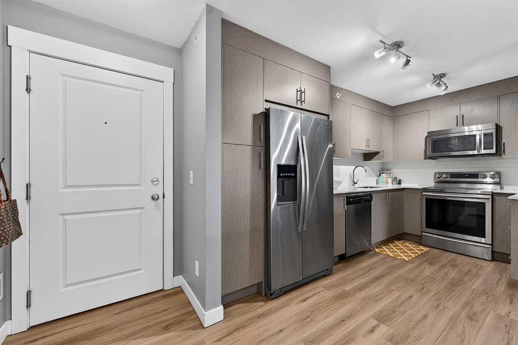 Additional image 4 of 3411-302 Skyview Ranch Drive, Calgary, AB, T3N0P5