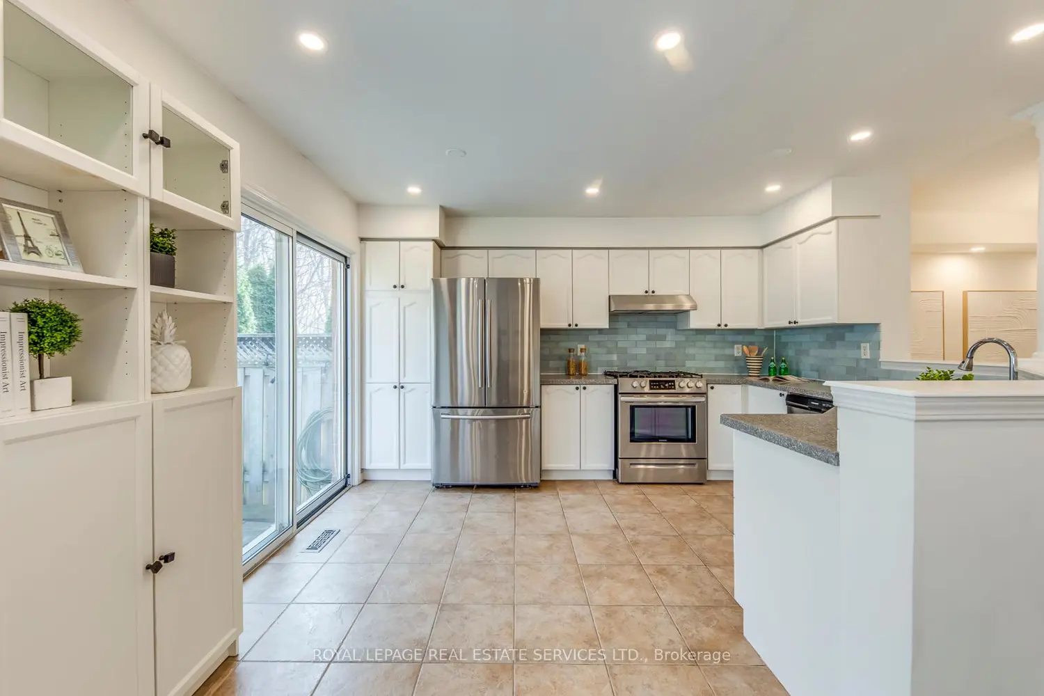 Additional image 3 of 2066 Broadleaf Crescent
