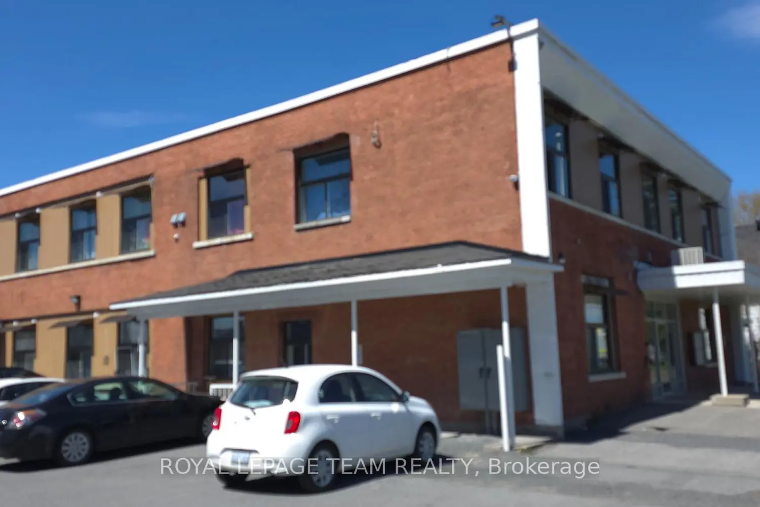 Additional image 17 of 822 Marlborough Street