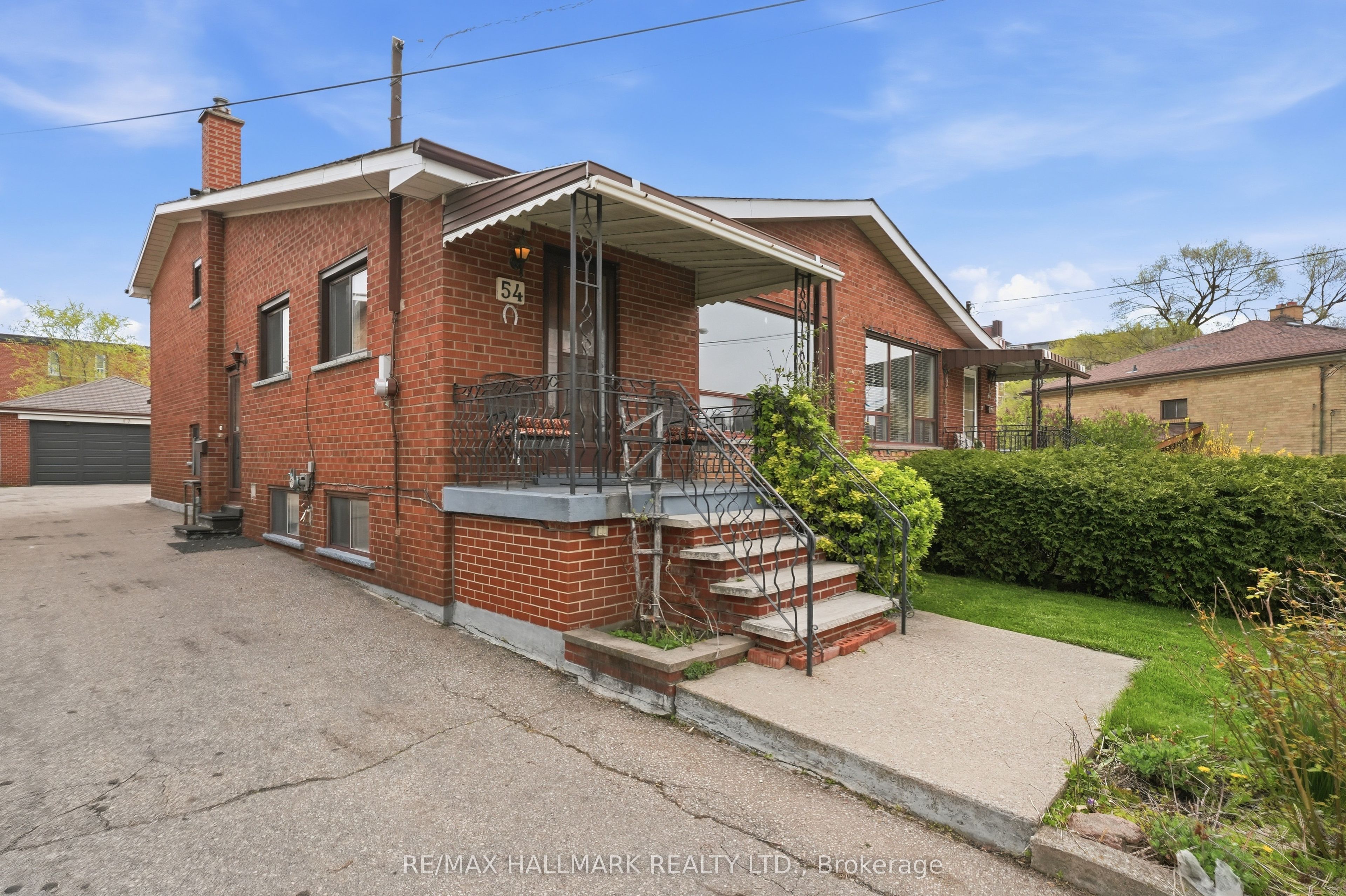 Additional image 2 of 54 Gotham Court, Toronto, ON, M6M 2N8
