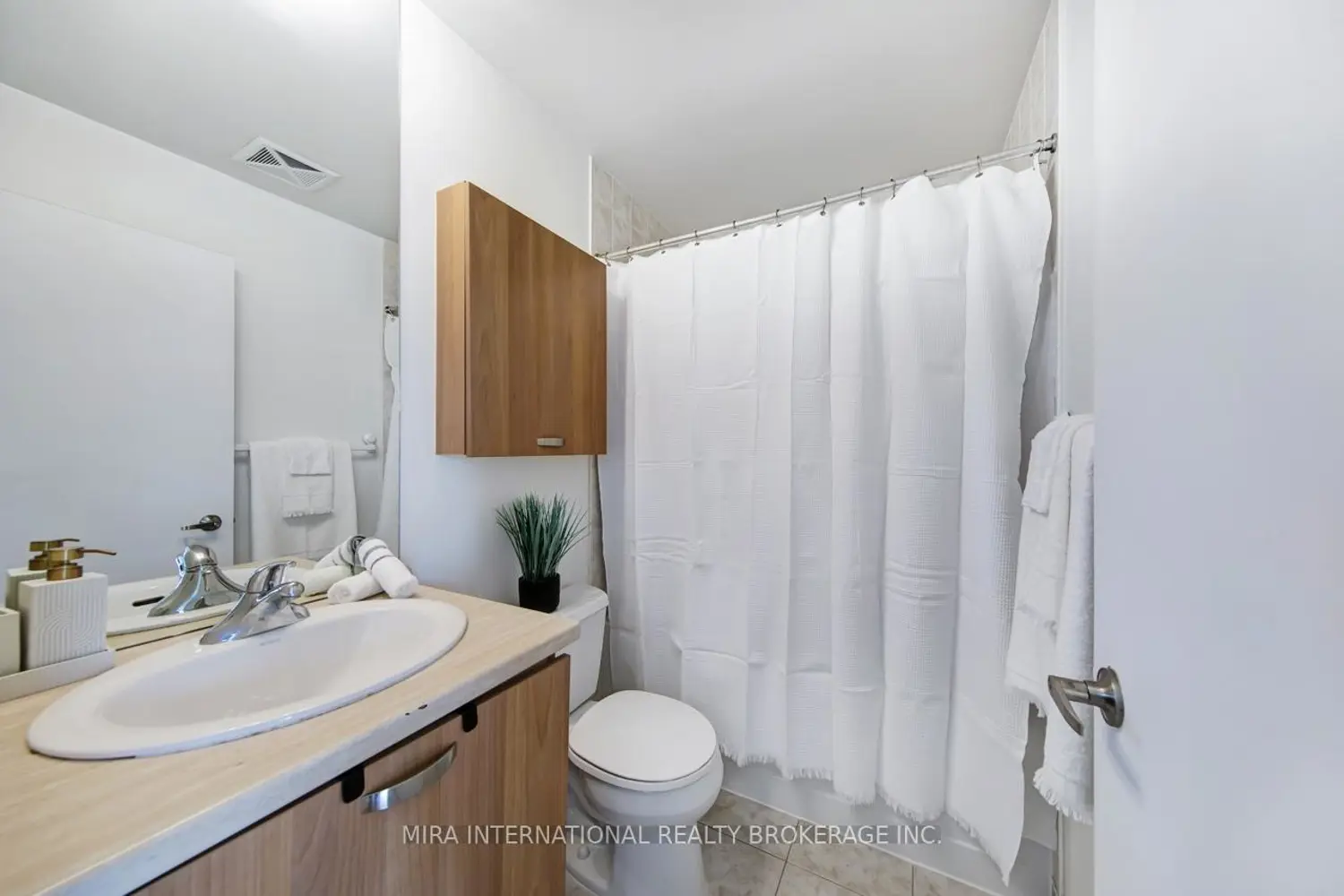 Additional image 5 of 38 Grenville Street 2306