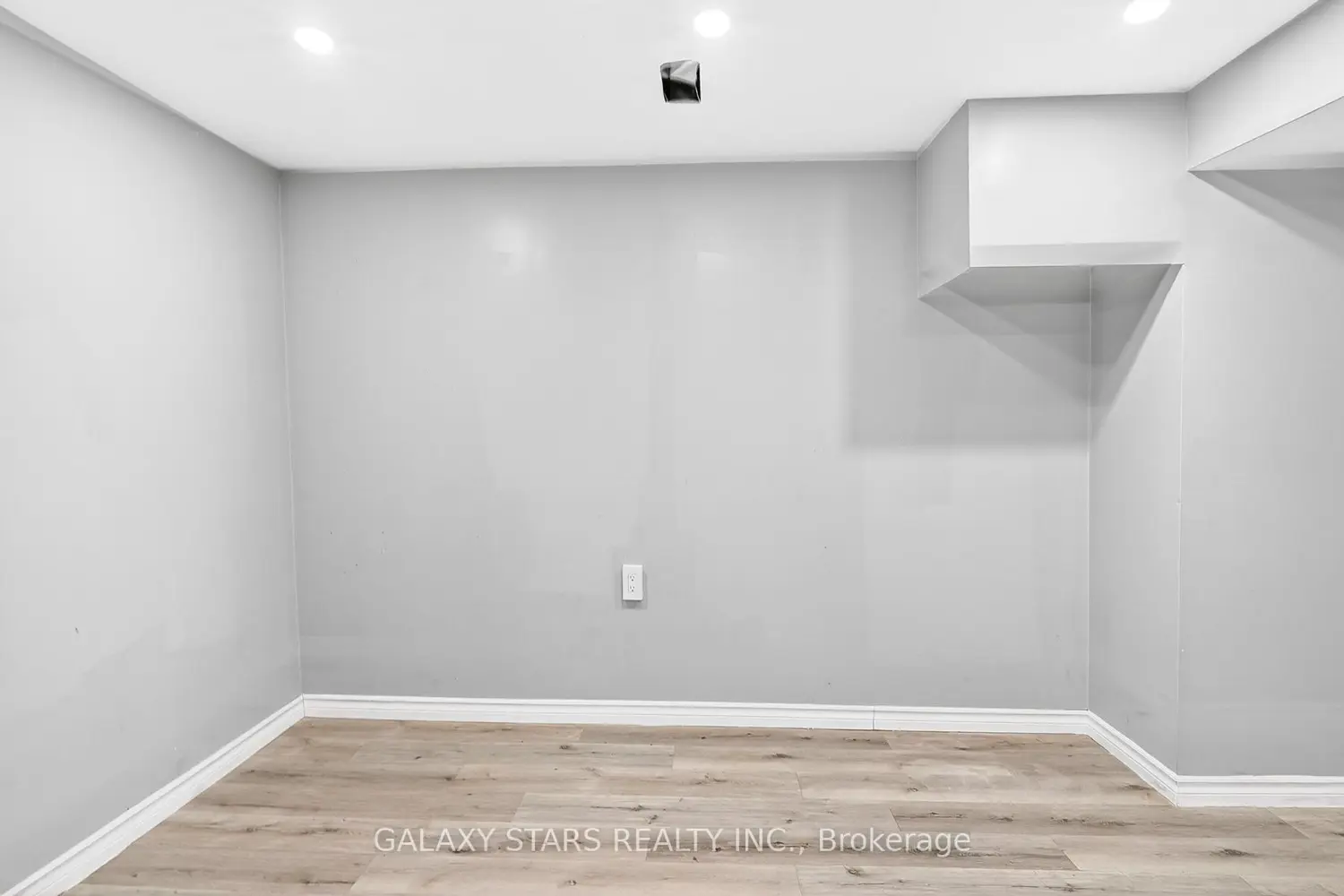 Additional image 14 of 861 Florell Drive