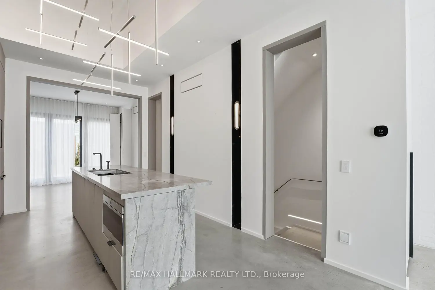 Additional image 6 of 48 Shaftesbury Avenue