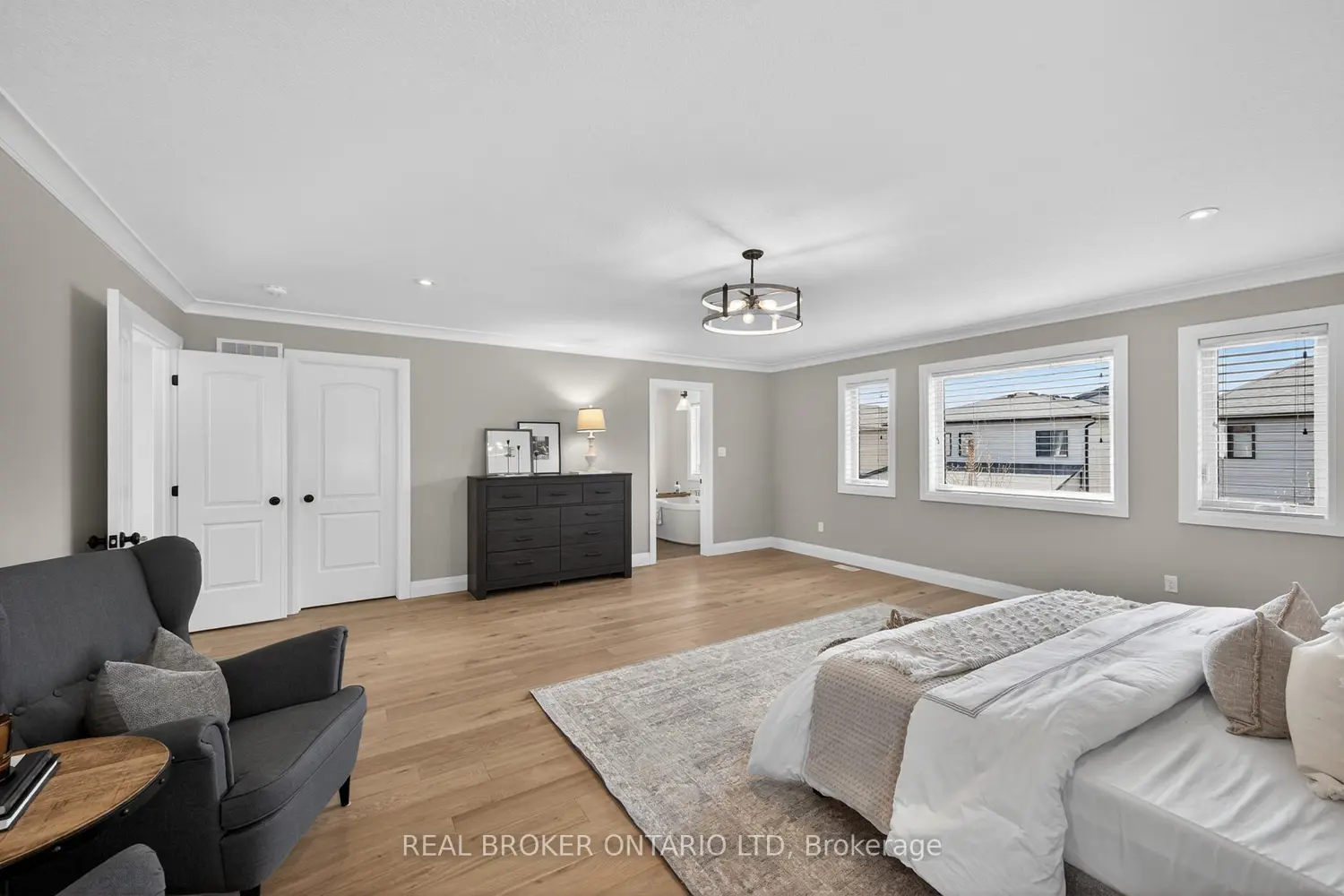 Additional image 10 of 1765 Brayford Avenue