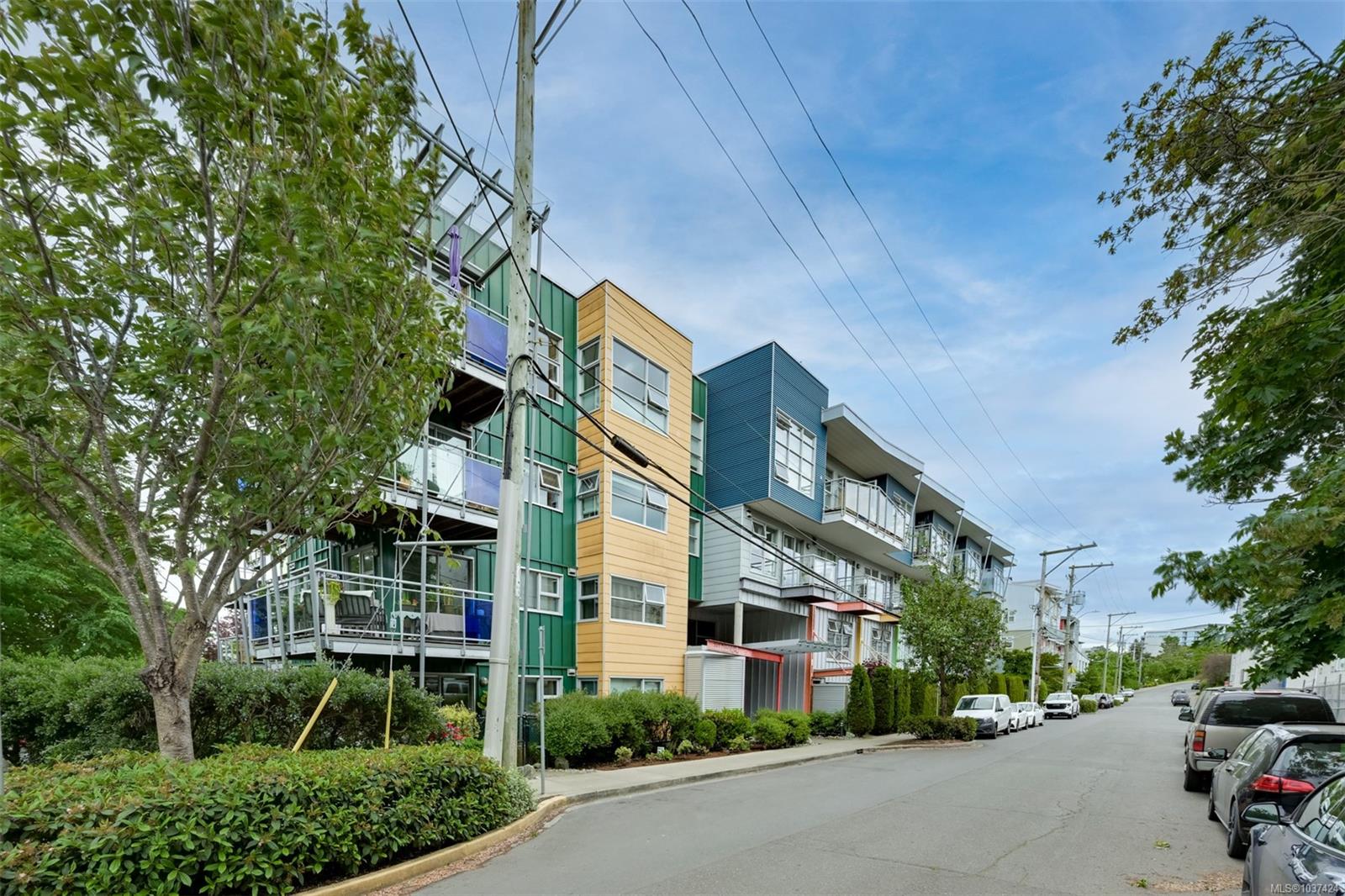 Additional image 3 of 107-797 Tyee Road, Victoria, BC, V9A 7R4