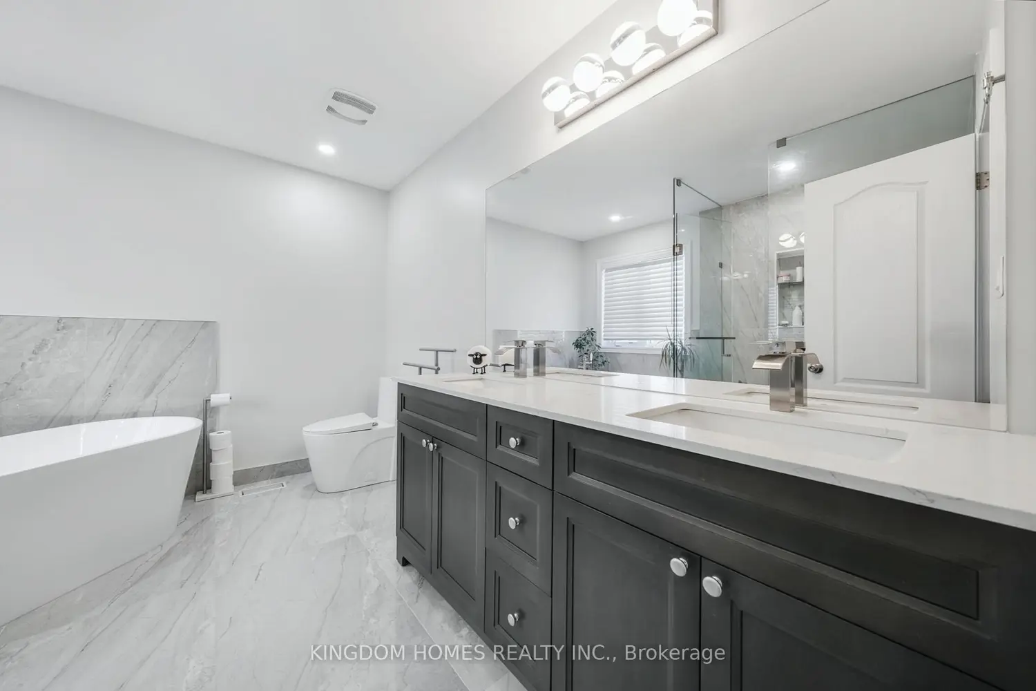 Additional image 17 of 1152 Peelar Crescent