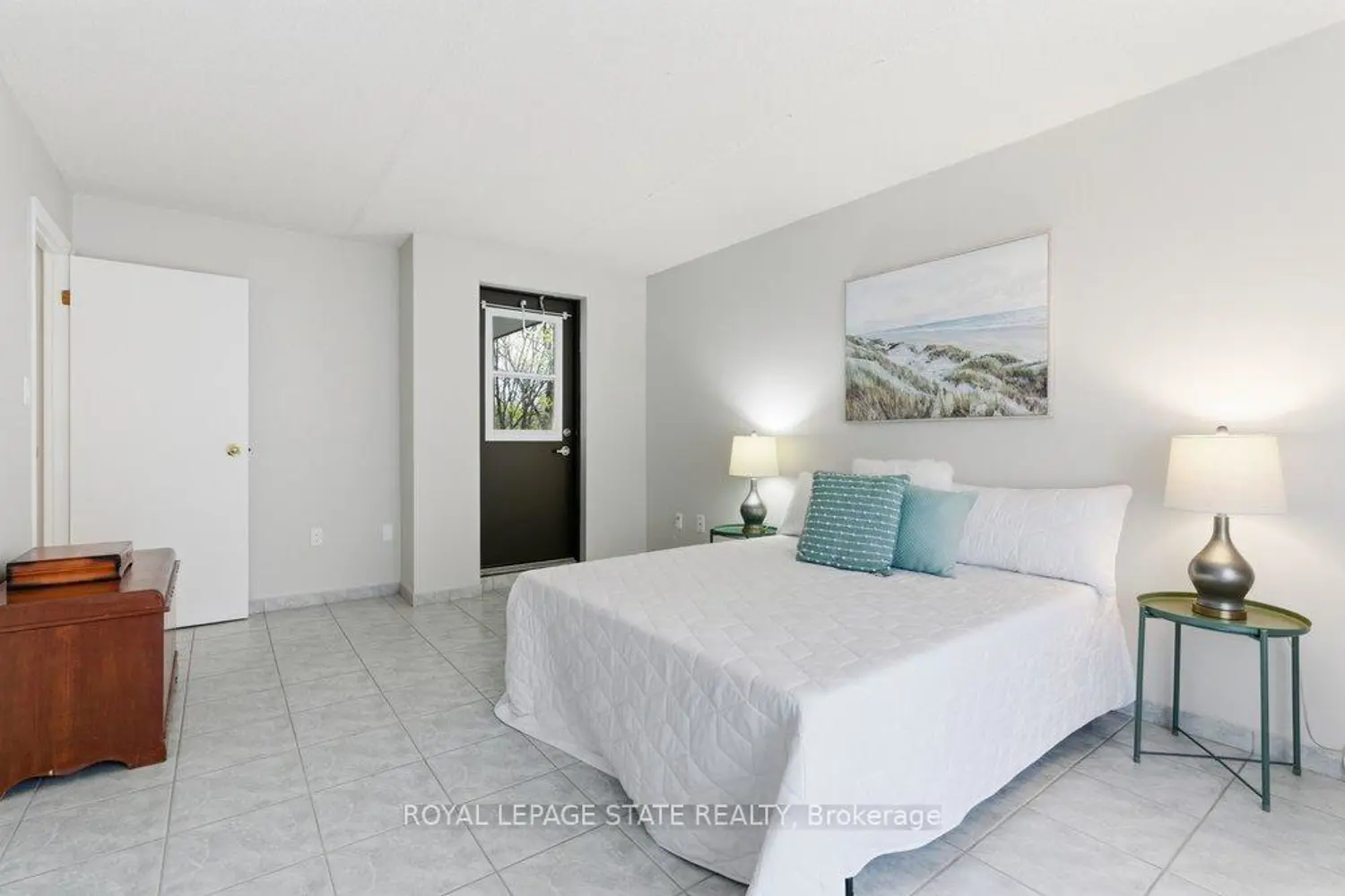 Additional image 17 of 966 Queenston Road 302