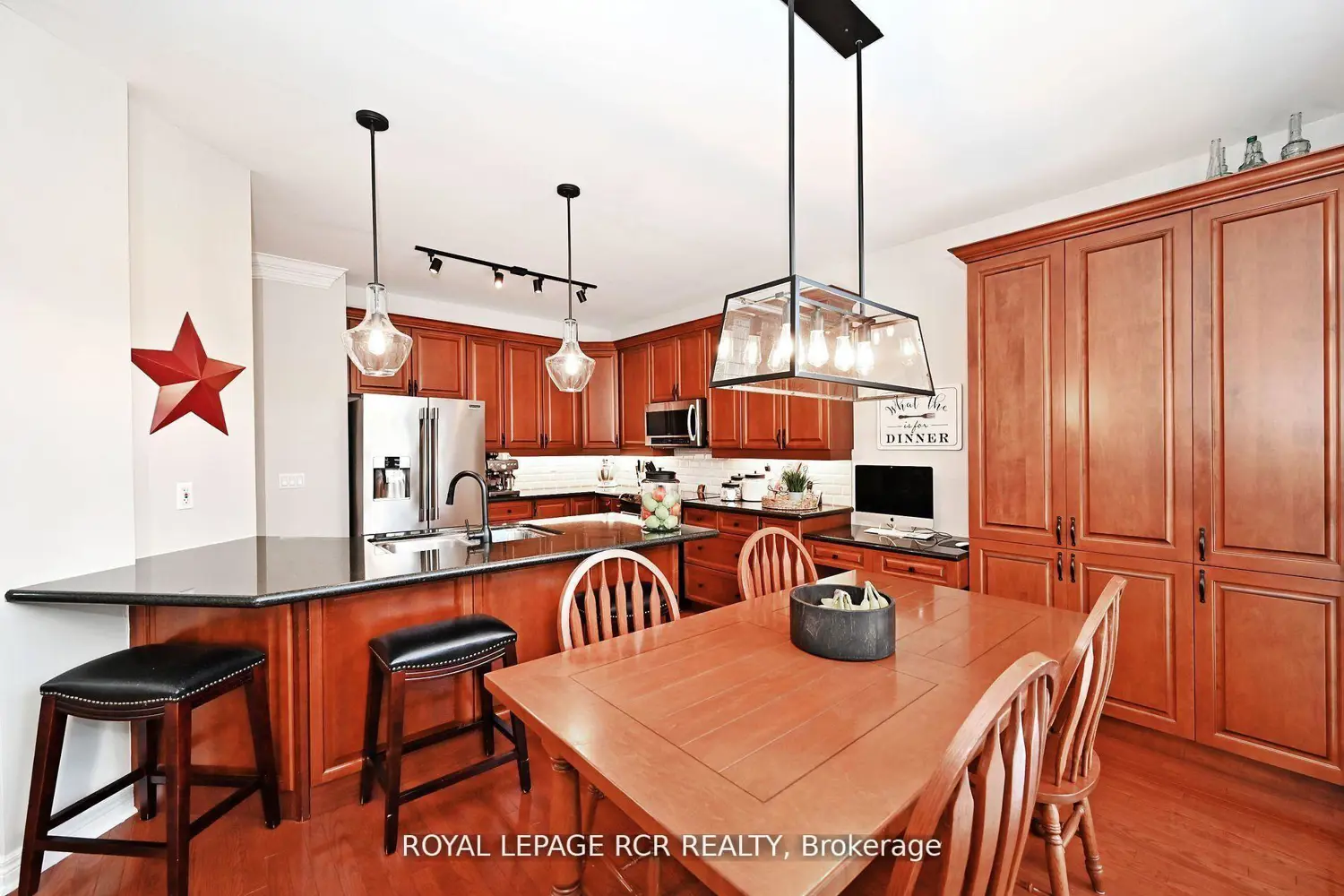 Additional image 7 of 142 Regatta Avenue