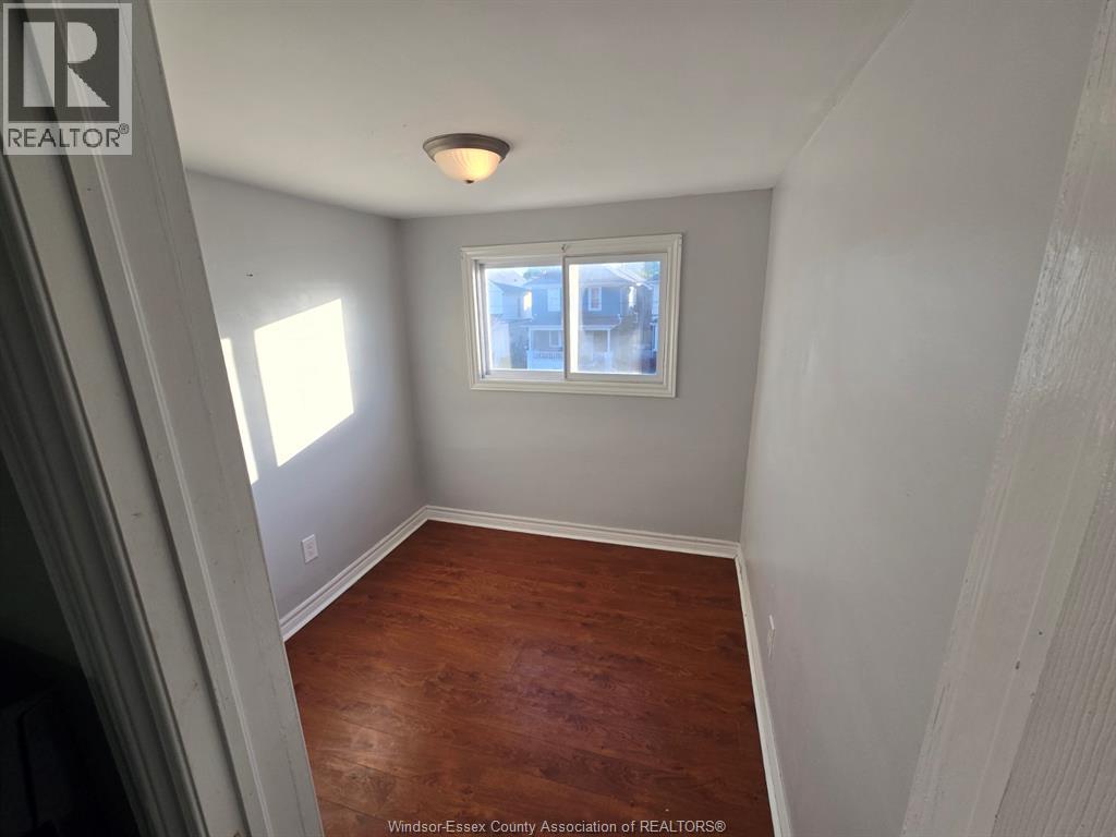 Additional image 3 of UPPER-1106-1108 Elm Avenue, Windsor, ON, N9A5H7