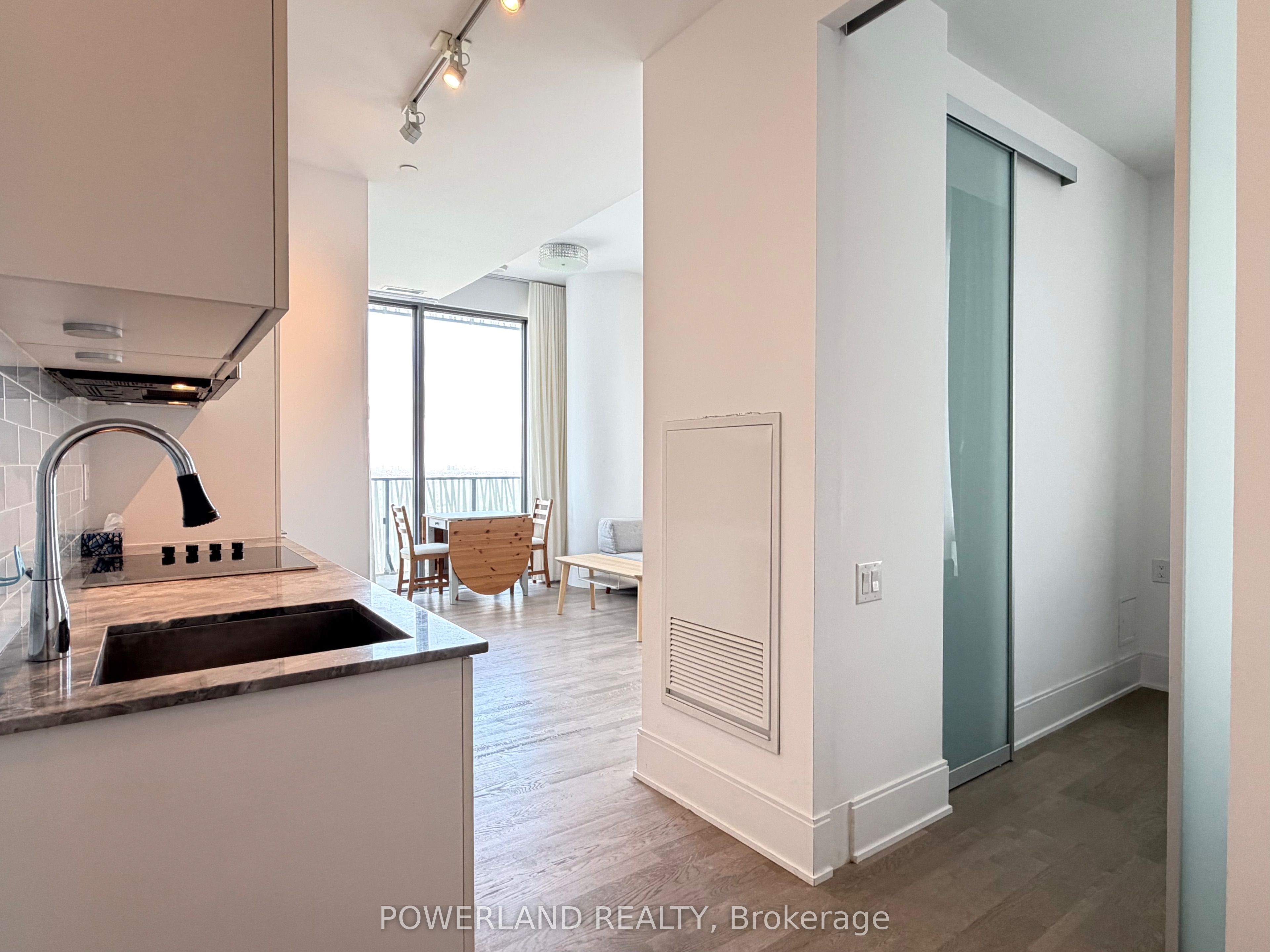 Additional image 4 of Lph4705-42 Charles Street E, Toronto, ON, M4Y 0B7