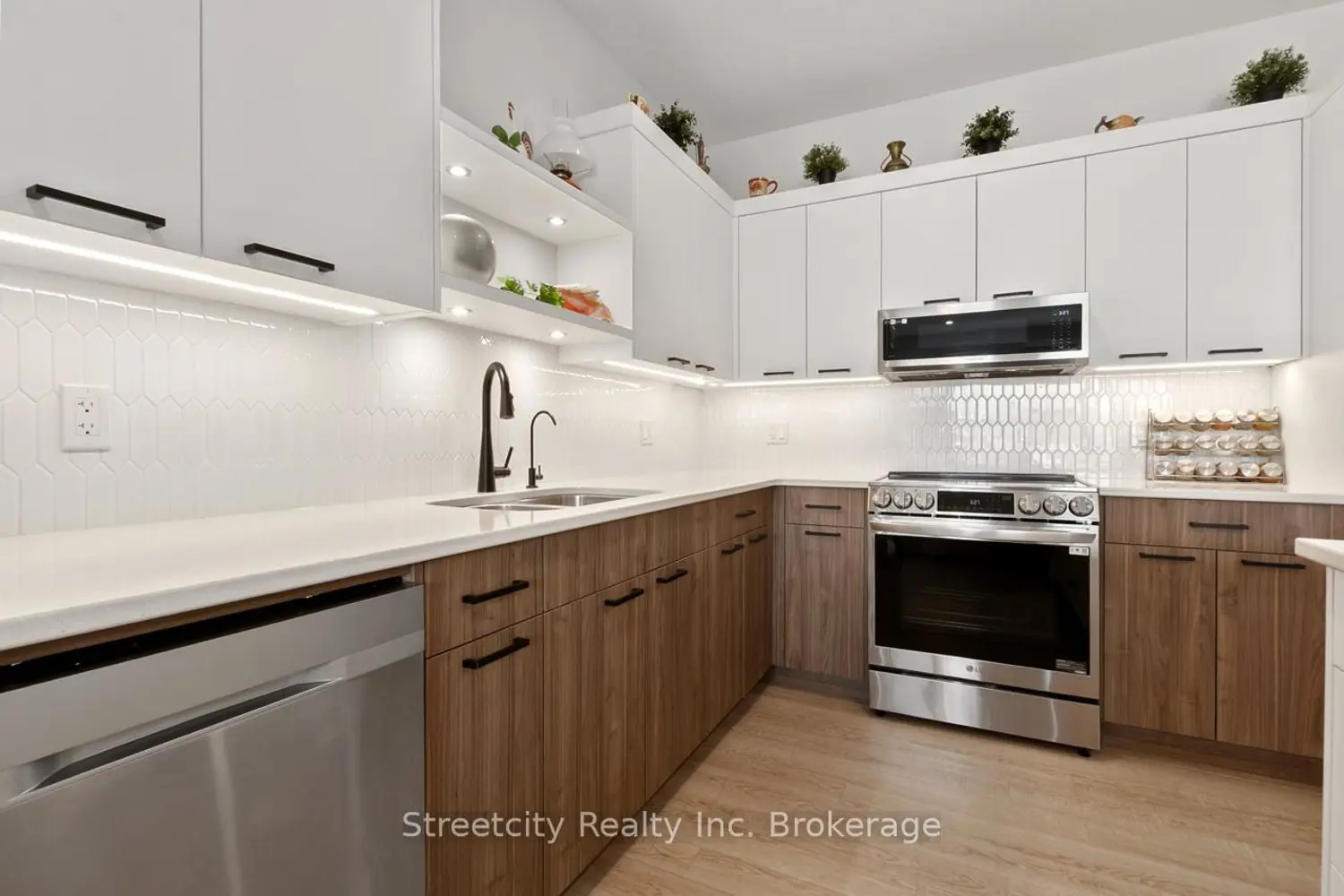 Additional image 10 of 19 Martin Street