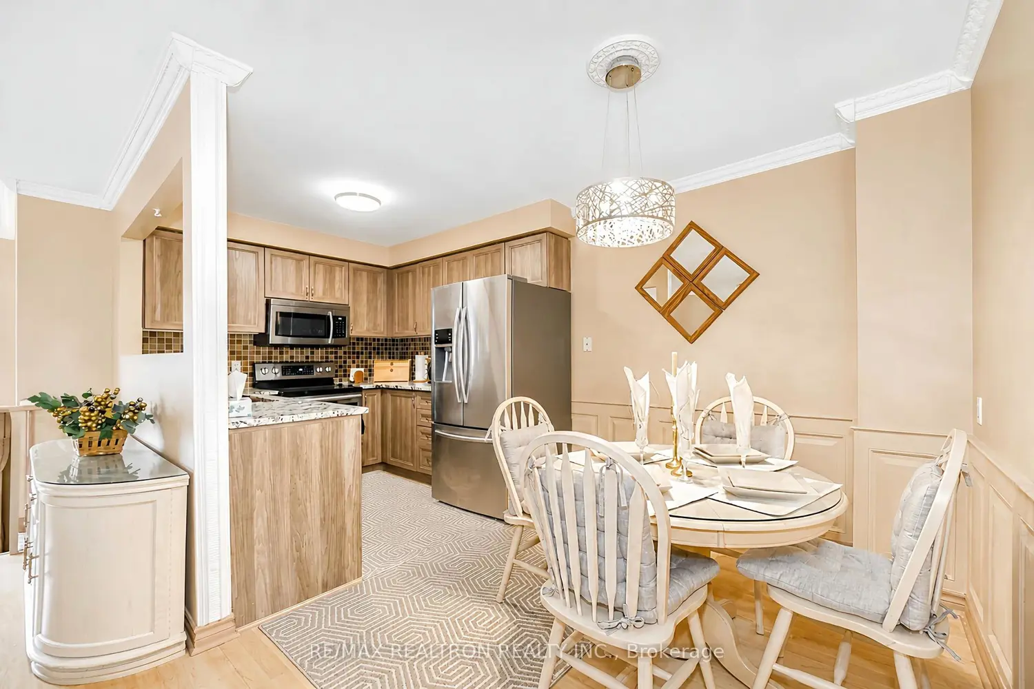 Additional image 7 of 434 Stonegate Avenue