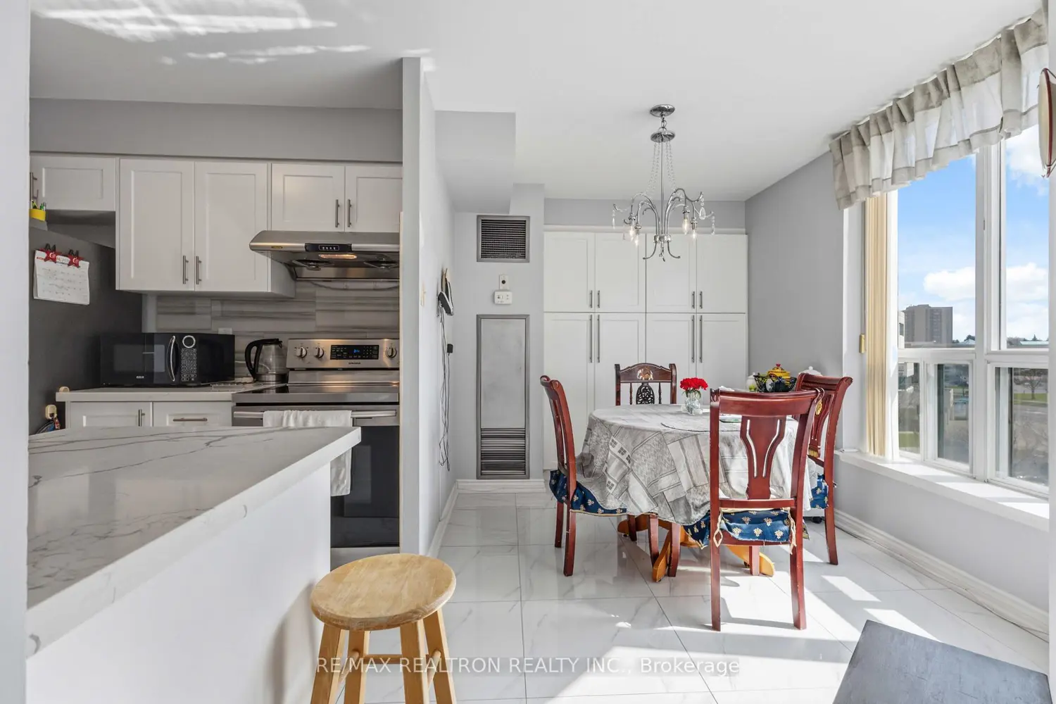 Additional image 10 of 410 Mclevin Avenue 508