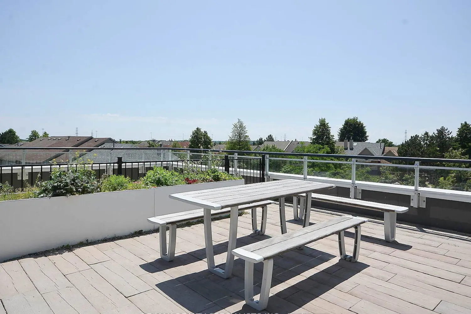 Additional image 16 of 2560 Eglinton Avenue 610
