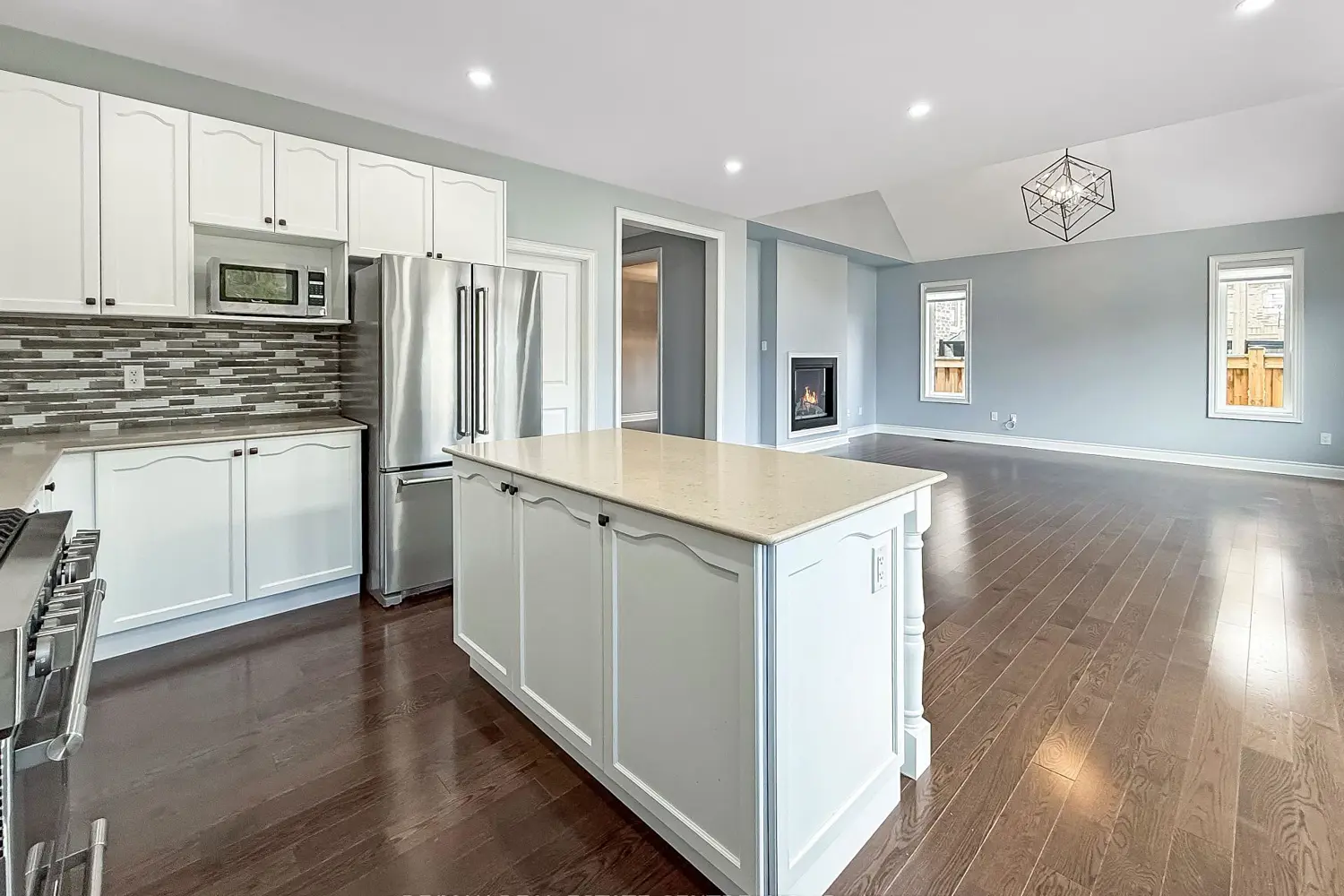 Additional image 8 of 33 Stonegate Avenue