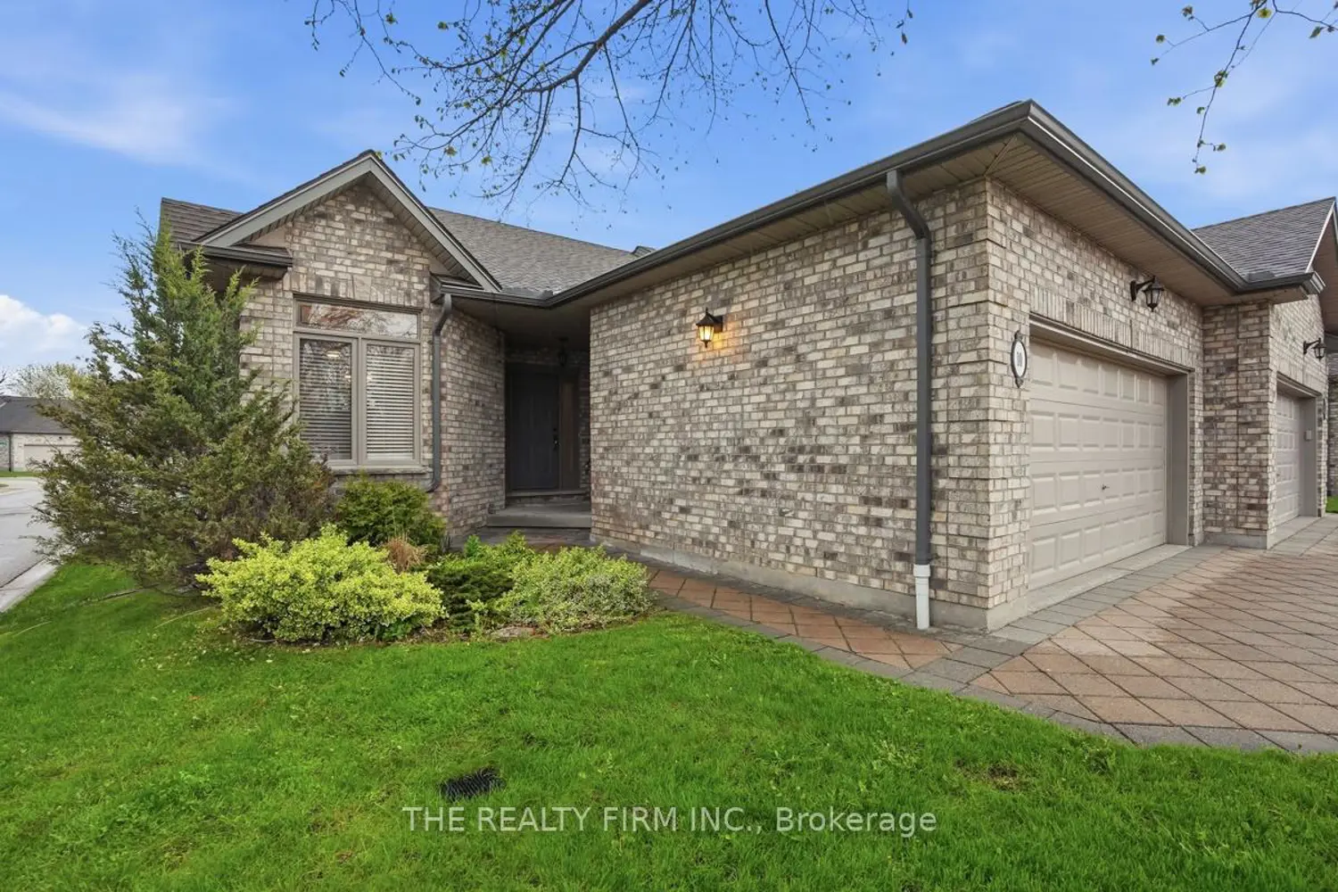 44 Edgevalley Road 10