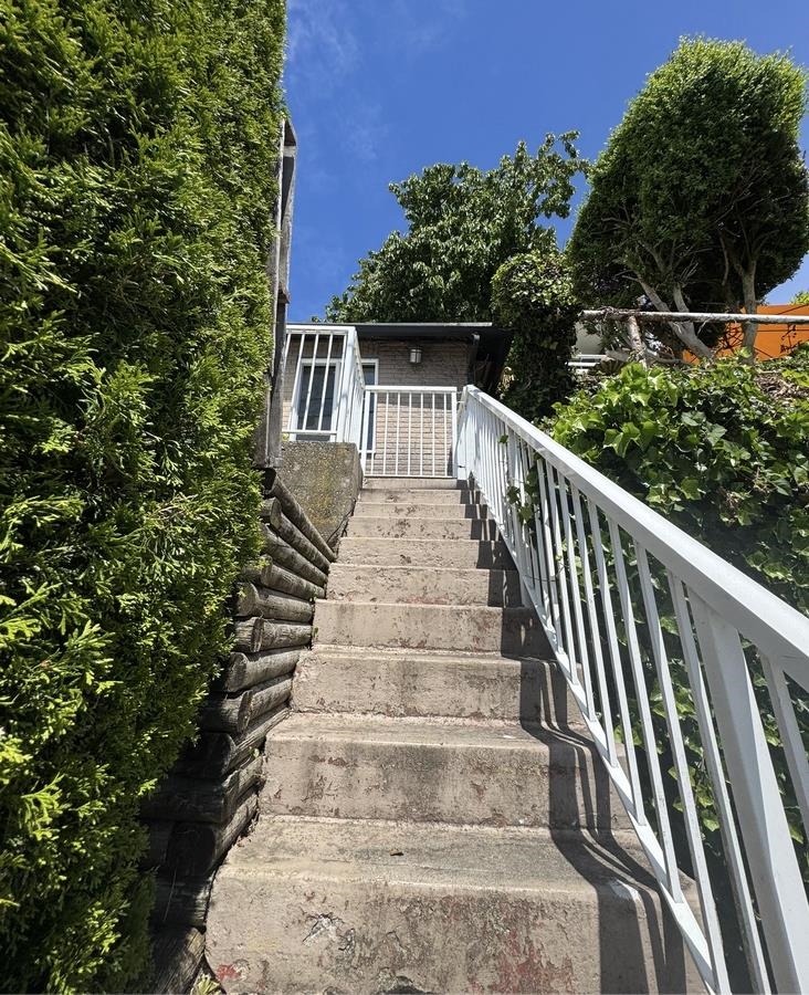 Additional image 3 of 15181 Marine Drive, White Rock, BC, V4B 1C5