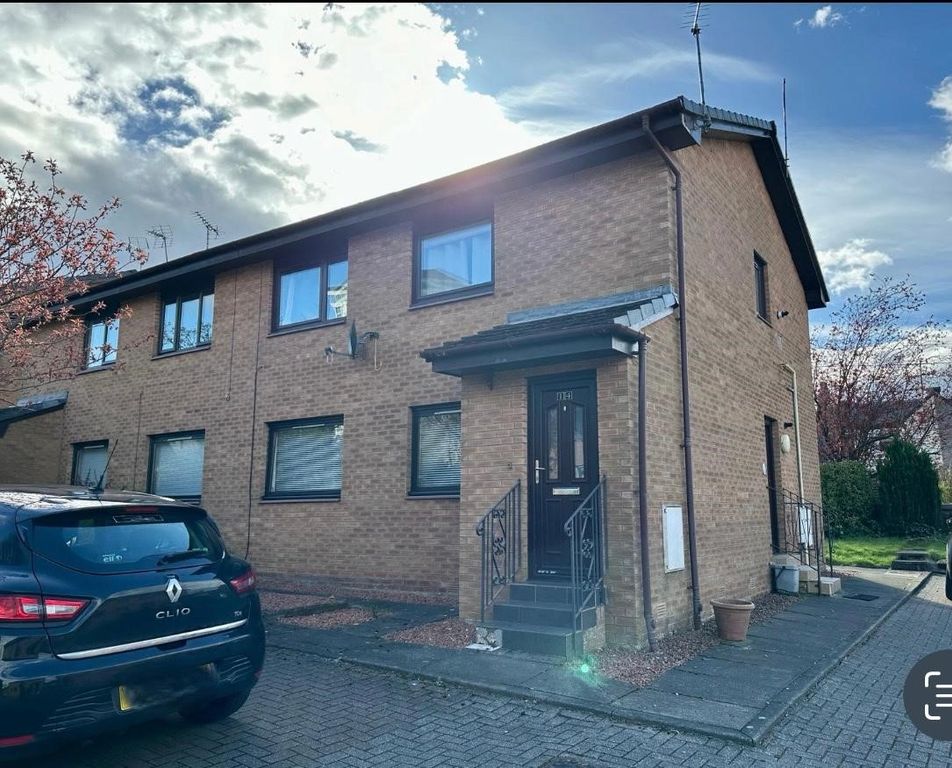 2 bed flat to rentGartcows Place, Falkirk FK1