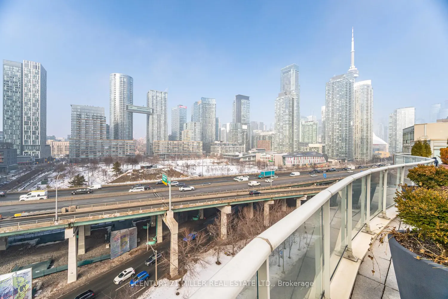 Additional image 10 of 550 Queens Quay 318