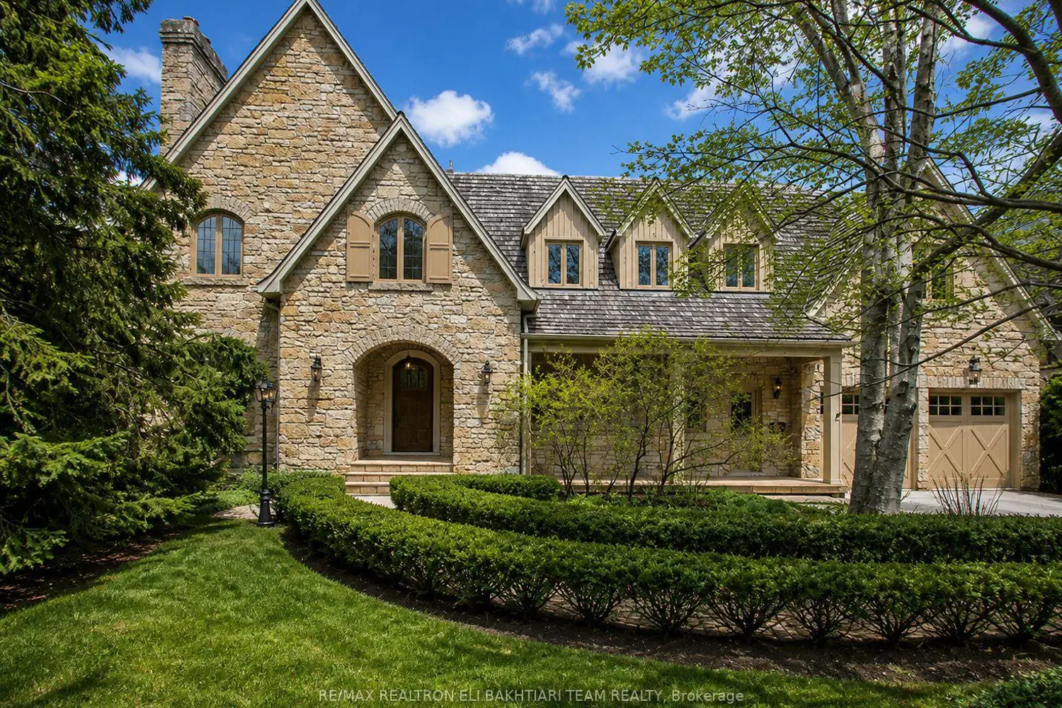 14 St Margarets Drive