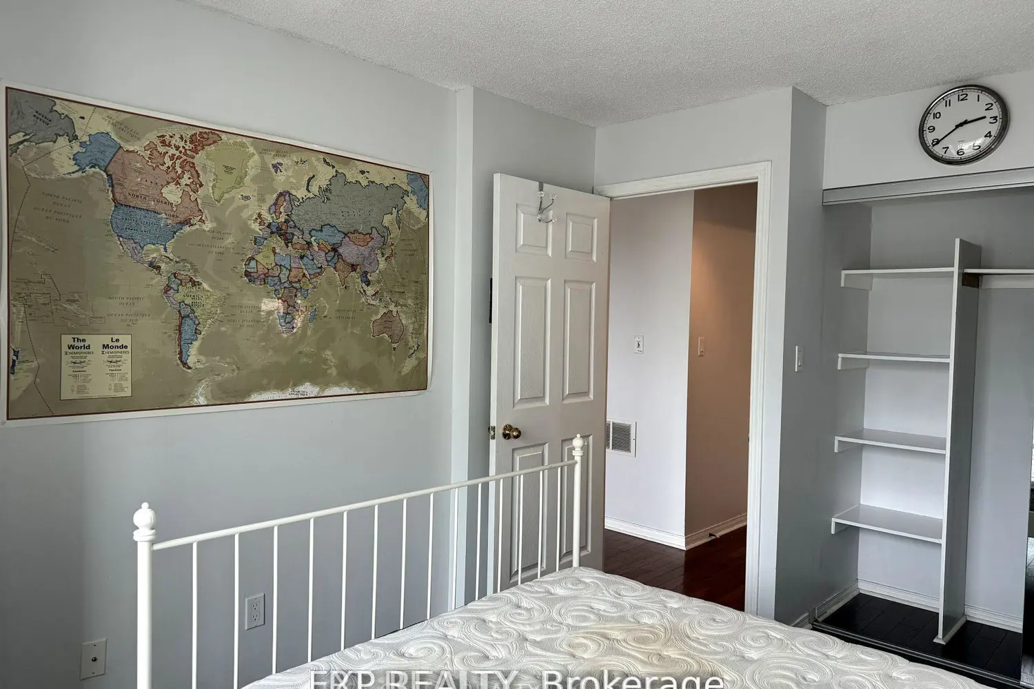 Additional image 7 of 51 Baffin Crescent 301