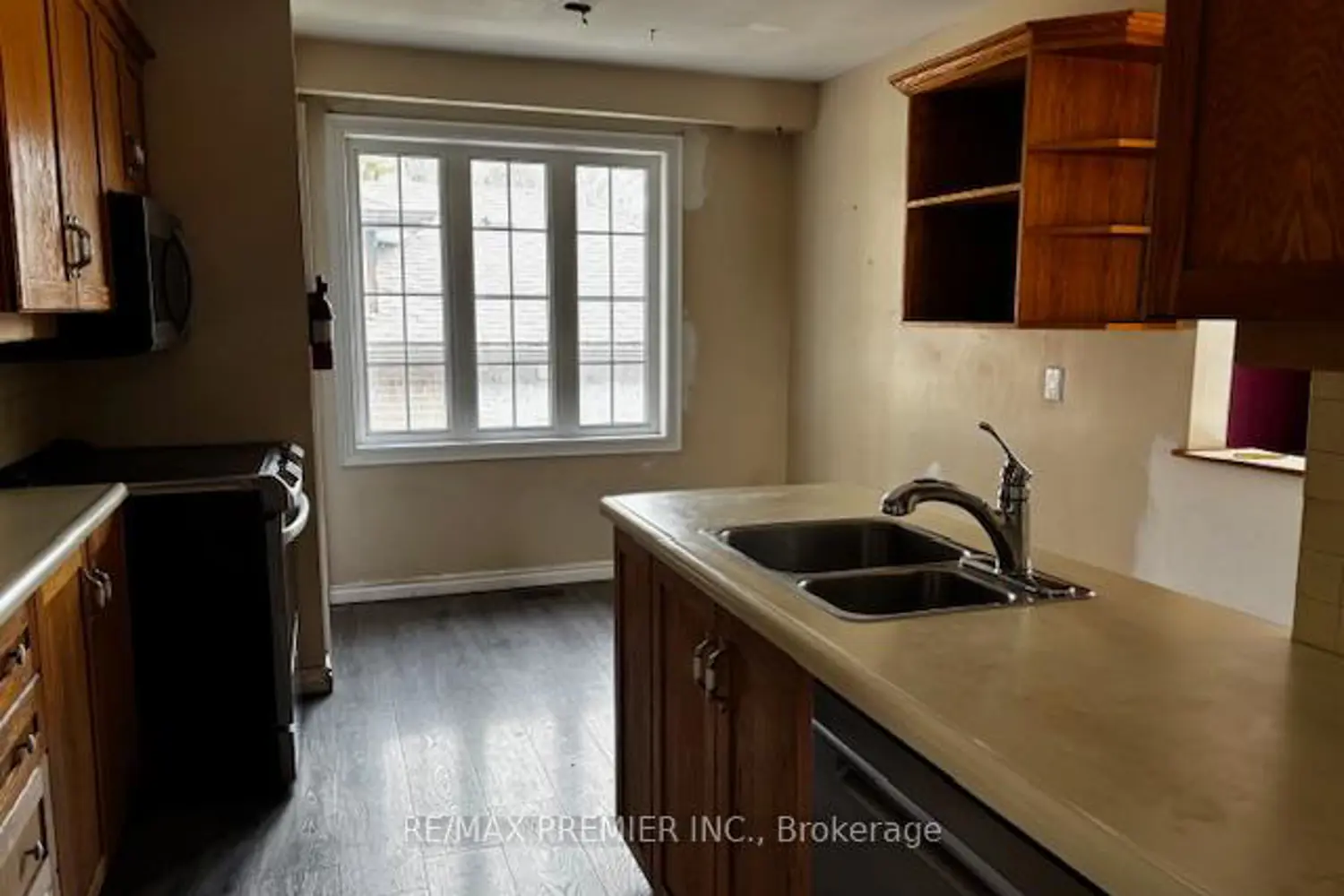 Additional image 4 of 40 Aurora Heights Drive