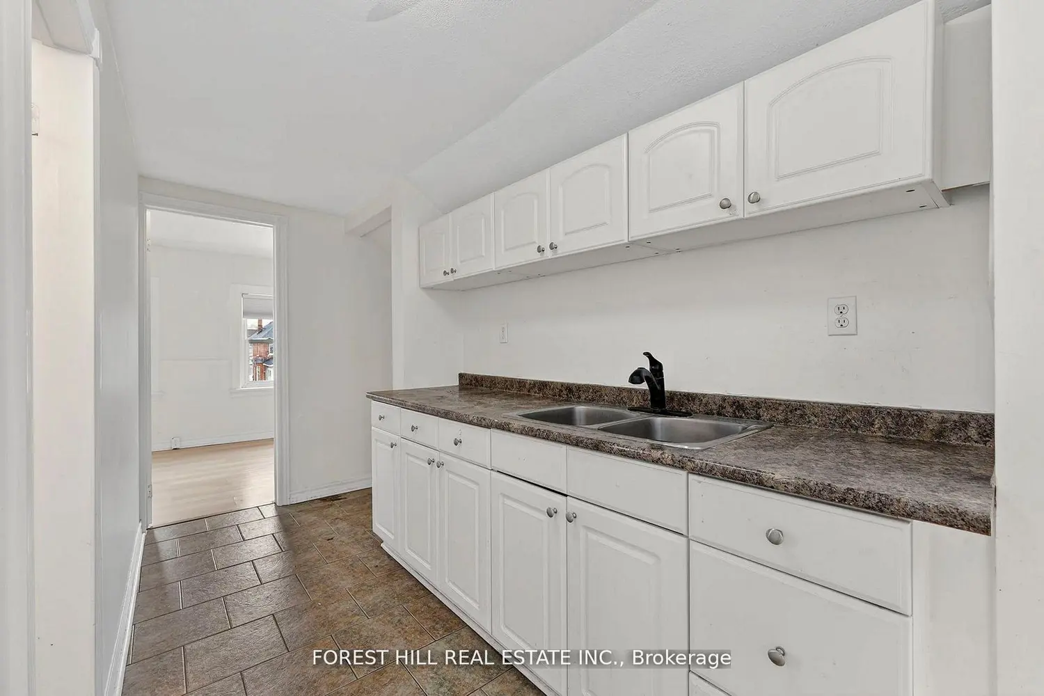 Additional image 10 of 89 Toronto Street