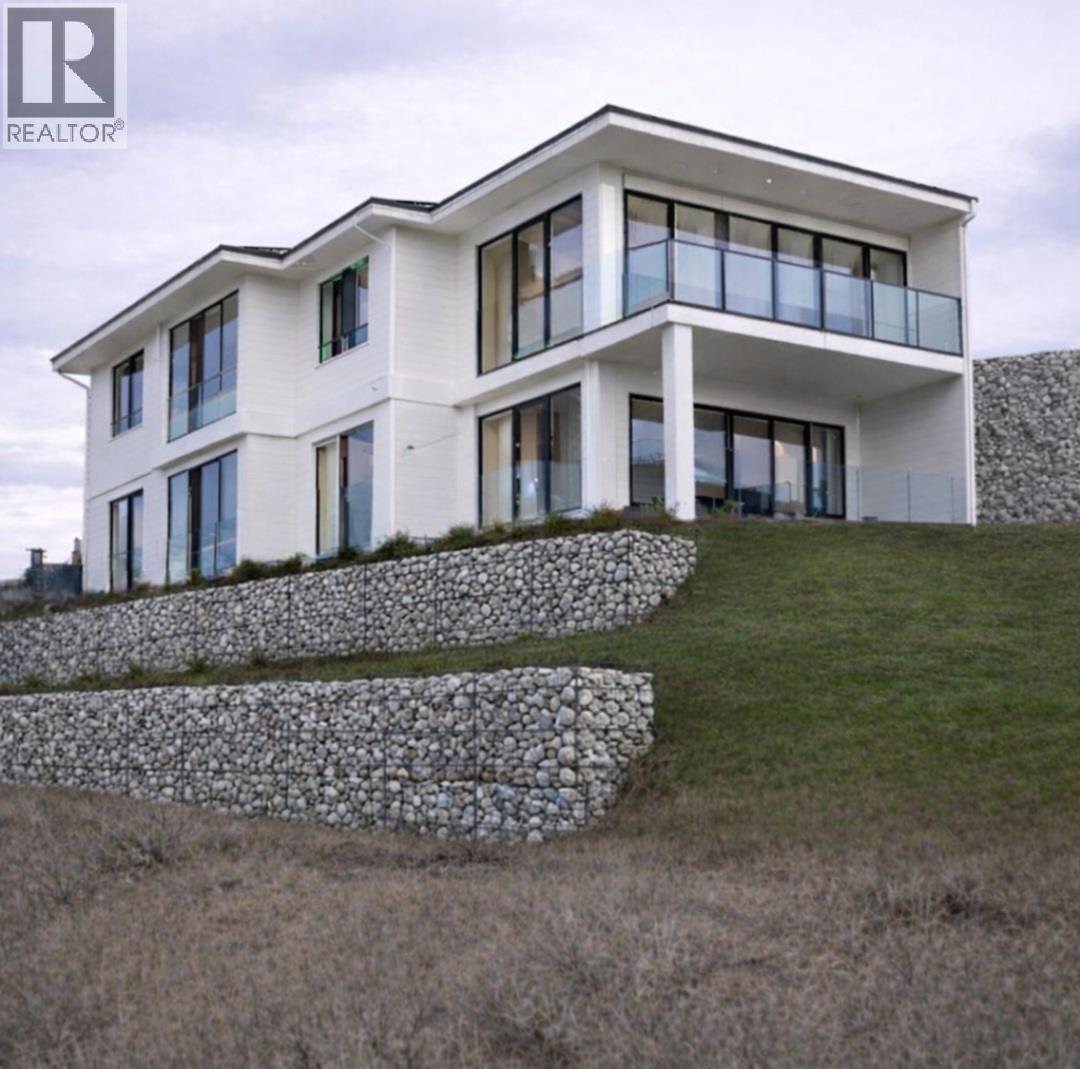 Additional image 2 of 11-950 Ida Lane, Kamloops, BC, V2B0C6