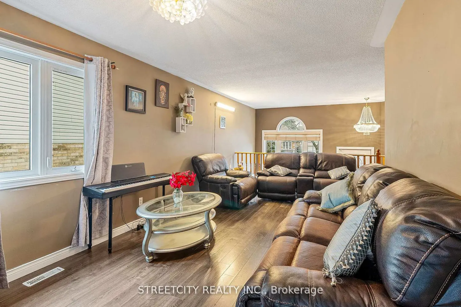 Additional image 4 of 126 Meadowridge Road