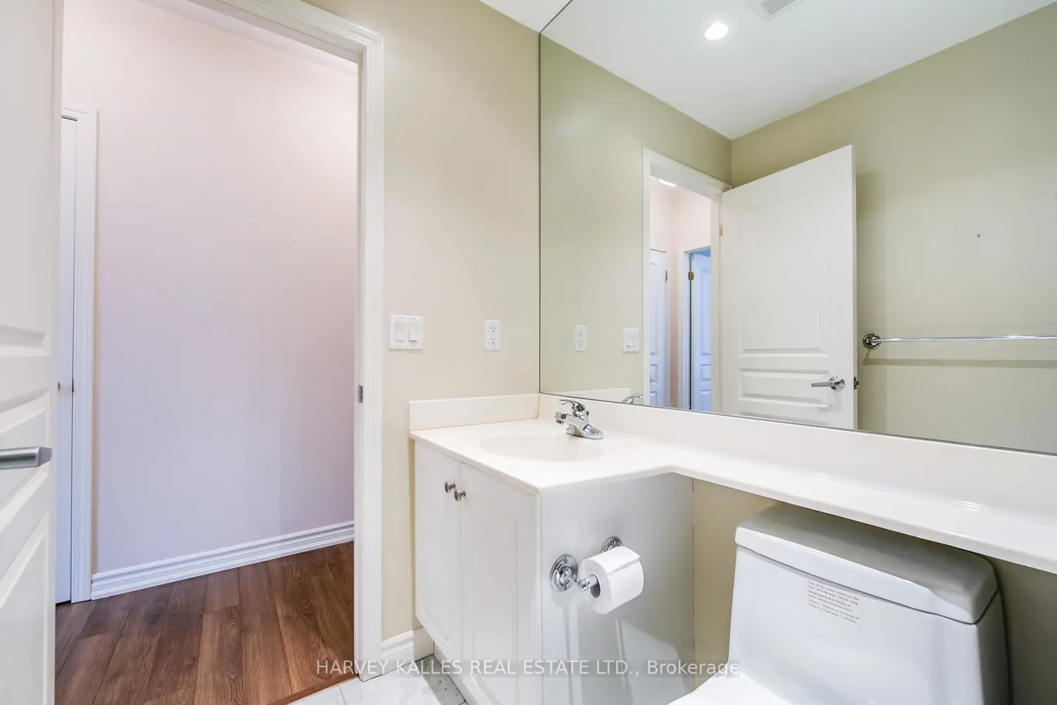 Additional image 11 of 1 Deer Park Crescent 903