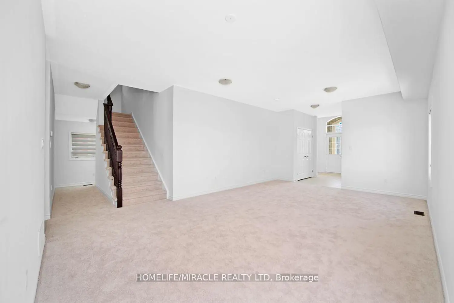 Additional image 4 of 34 Flagg Avenue