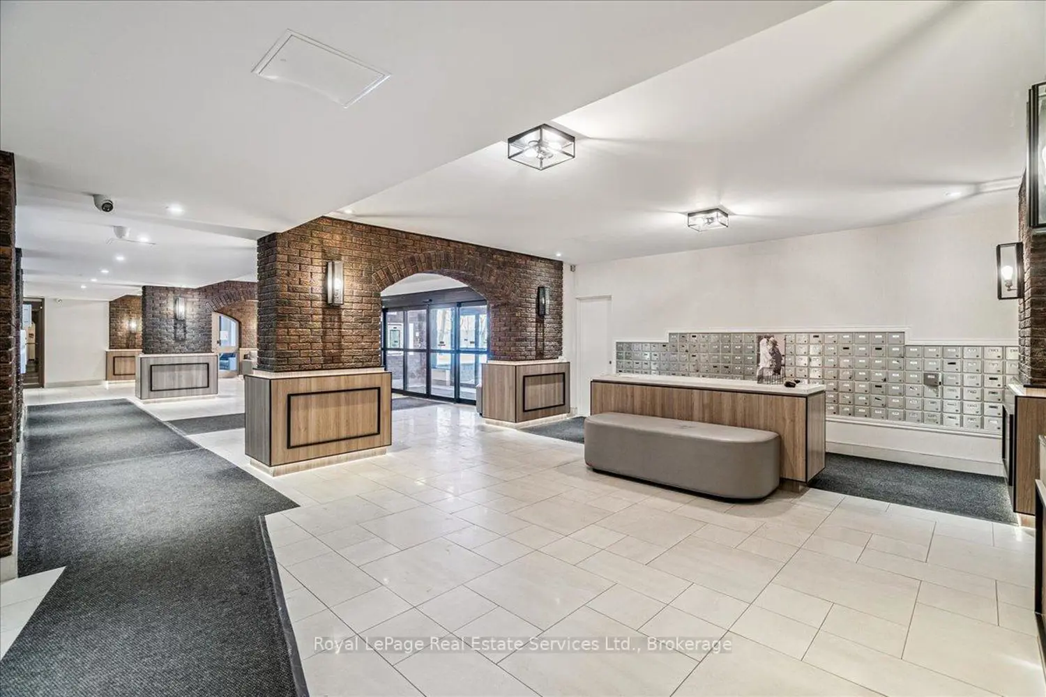 Additional image 3 of 966 Inverhouse Drive 812