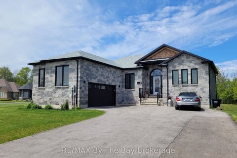 Additional image 7 of 16 Walnut Drive, Wasaga Beach, ON, L9Z 0A9