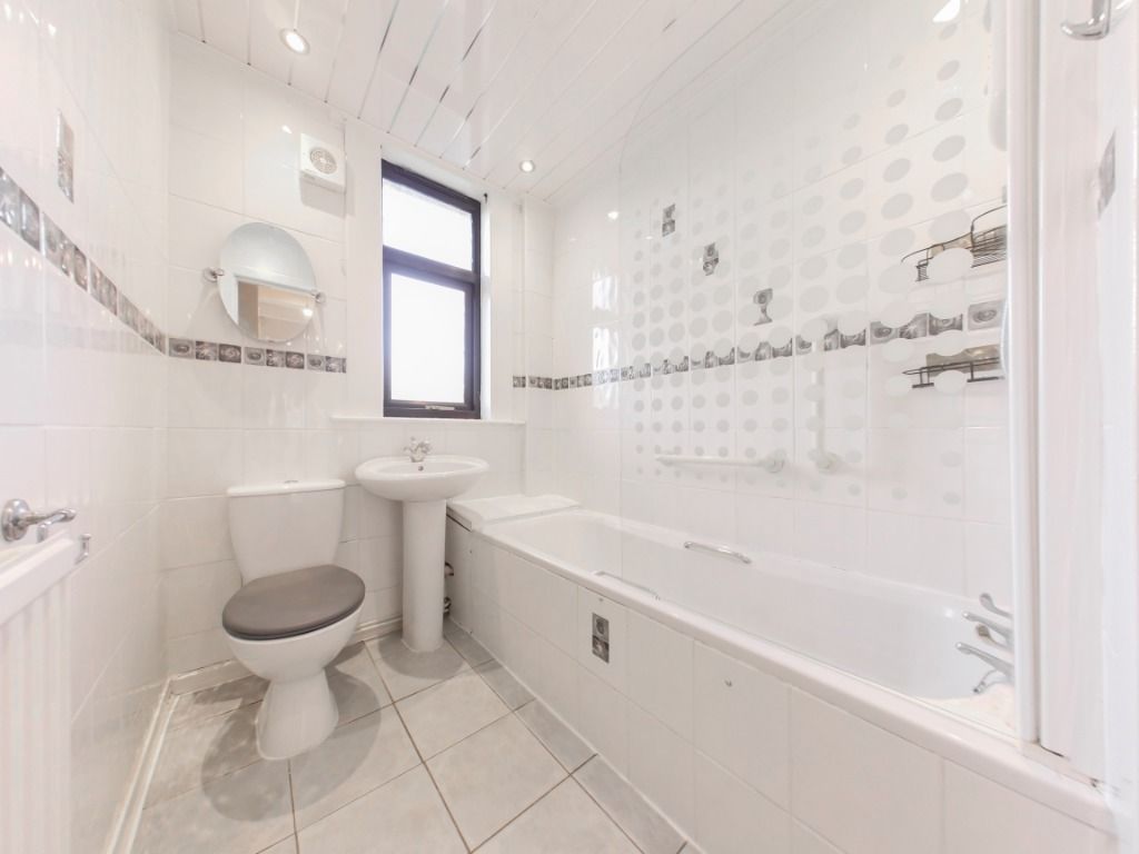 Additional image 4 of 2 bed flat to rentCampbell Street, Coldside, Dundee DD3
