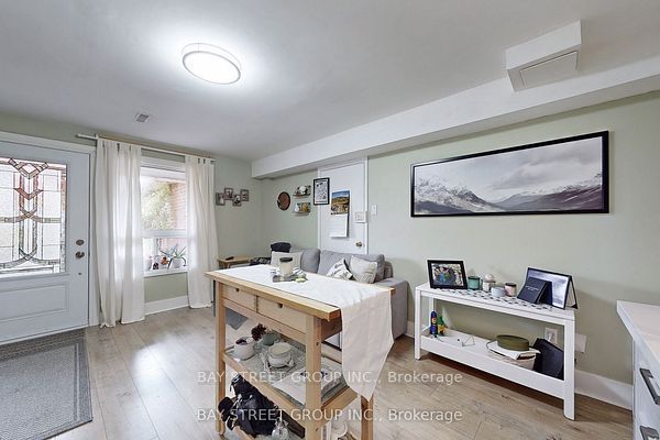 40 Henricks Road, Markham, ON, L3T 5M3