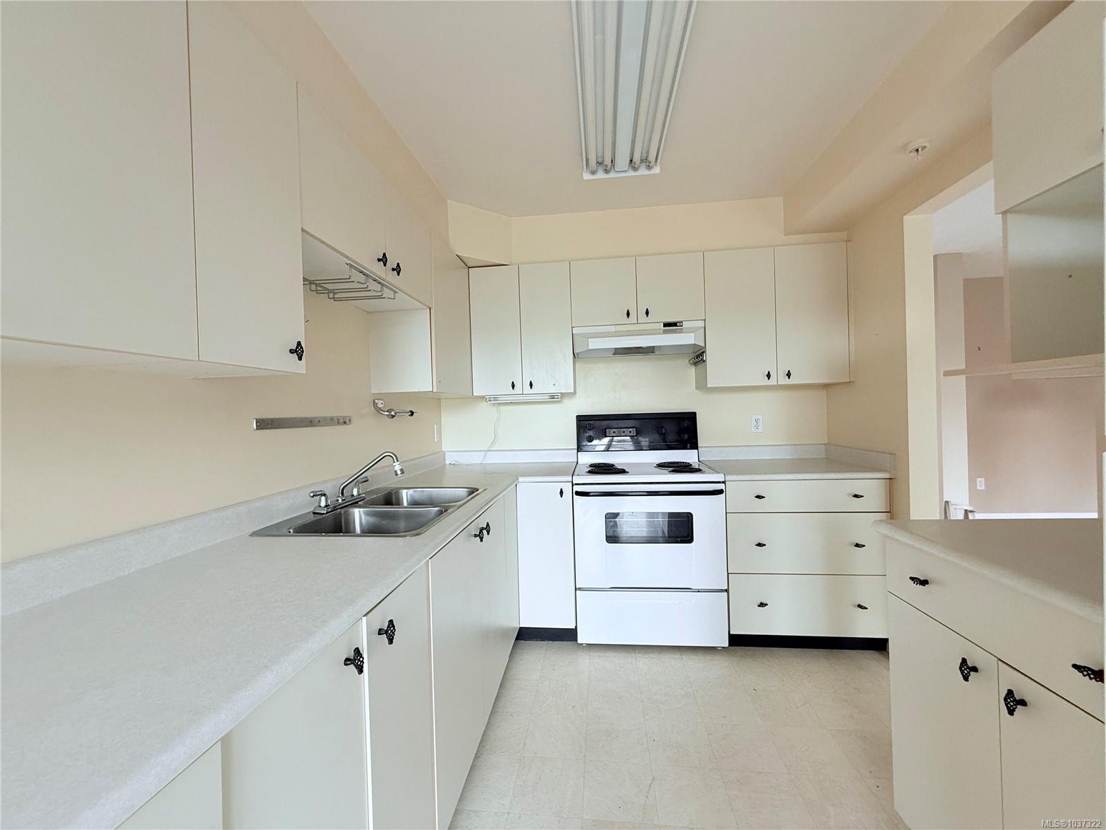Additional image 4 of 408-1063 Southgate Street, Victoria, BC, V8R 1C8